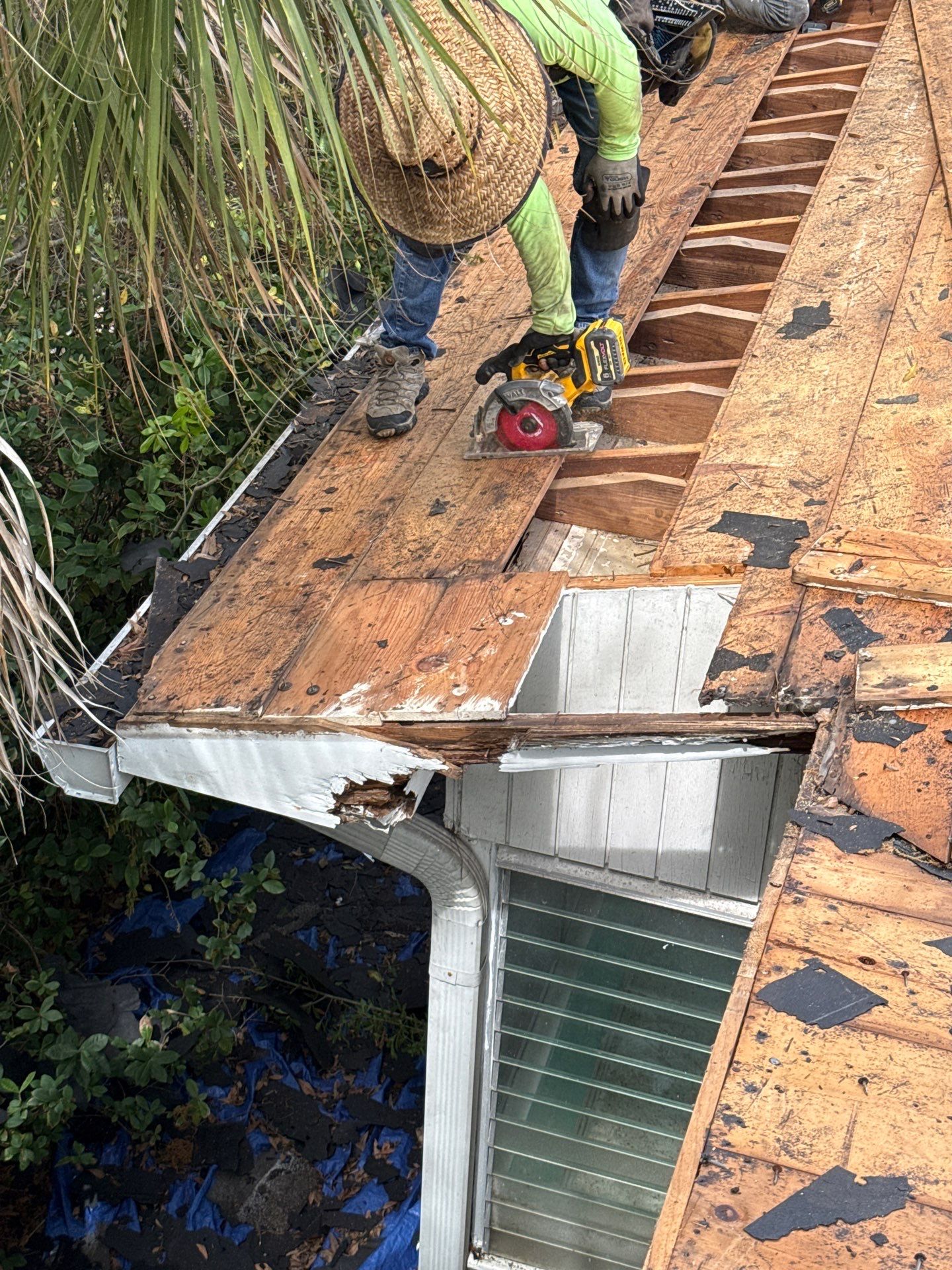 Project in Gulfport 33707 by Mitchell Roofing Company LLC