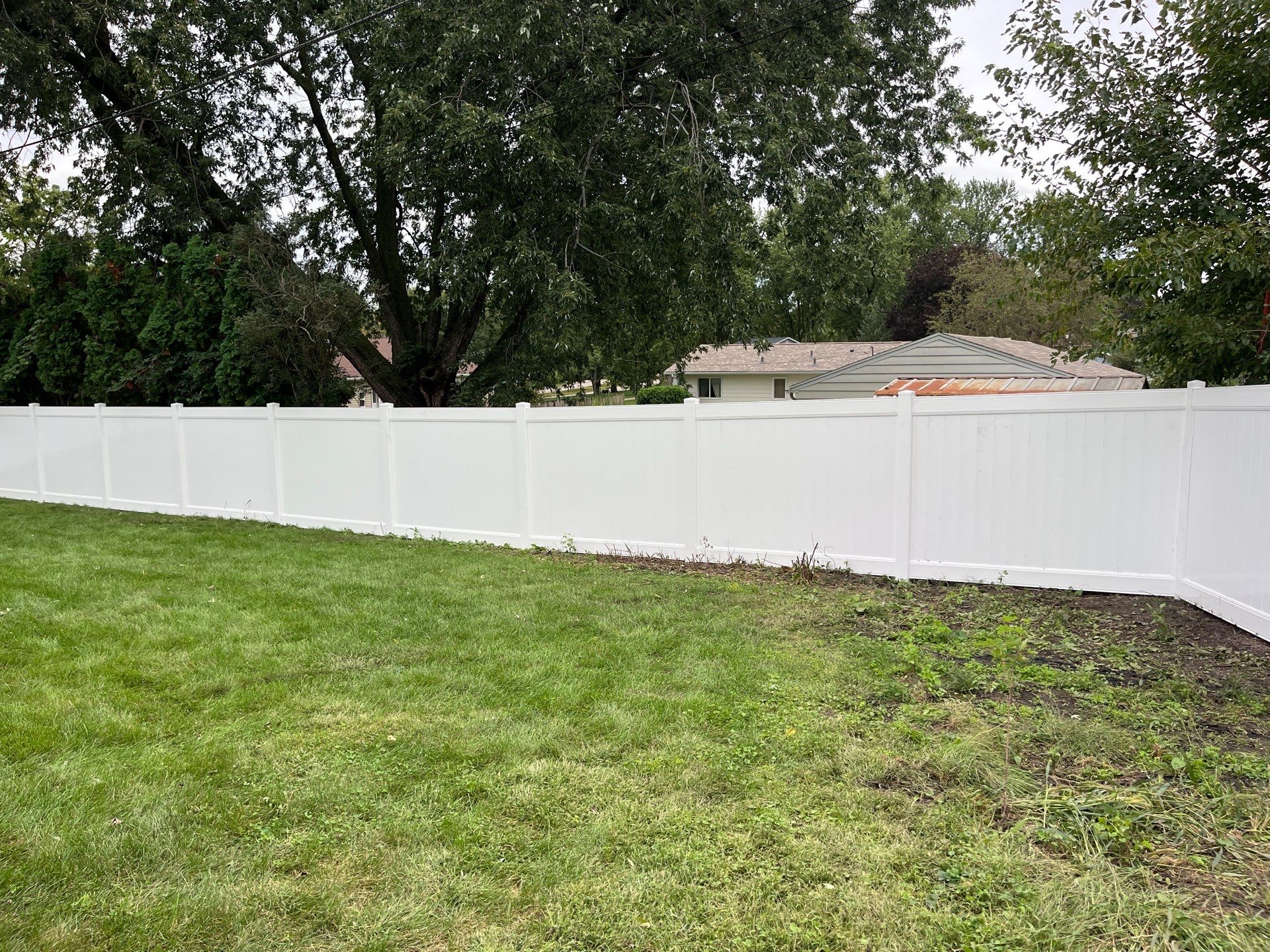 New White Vinyl Privacy Fence and Gate Installation in Waterloo by Perfect Picket Fence and Stain