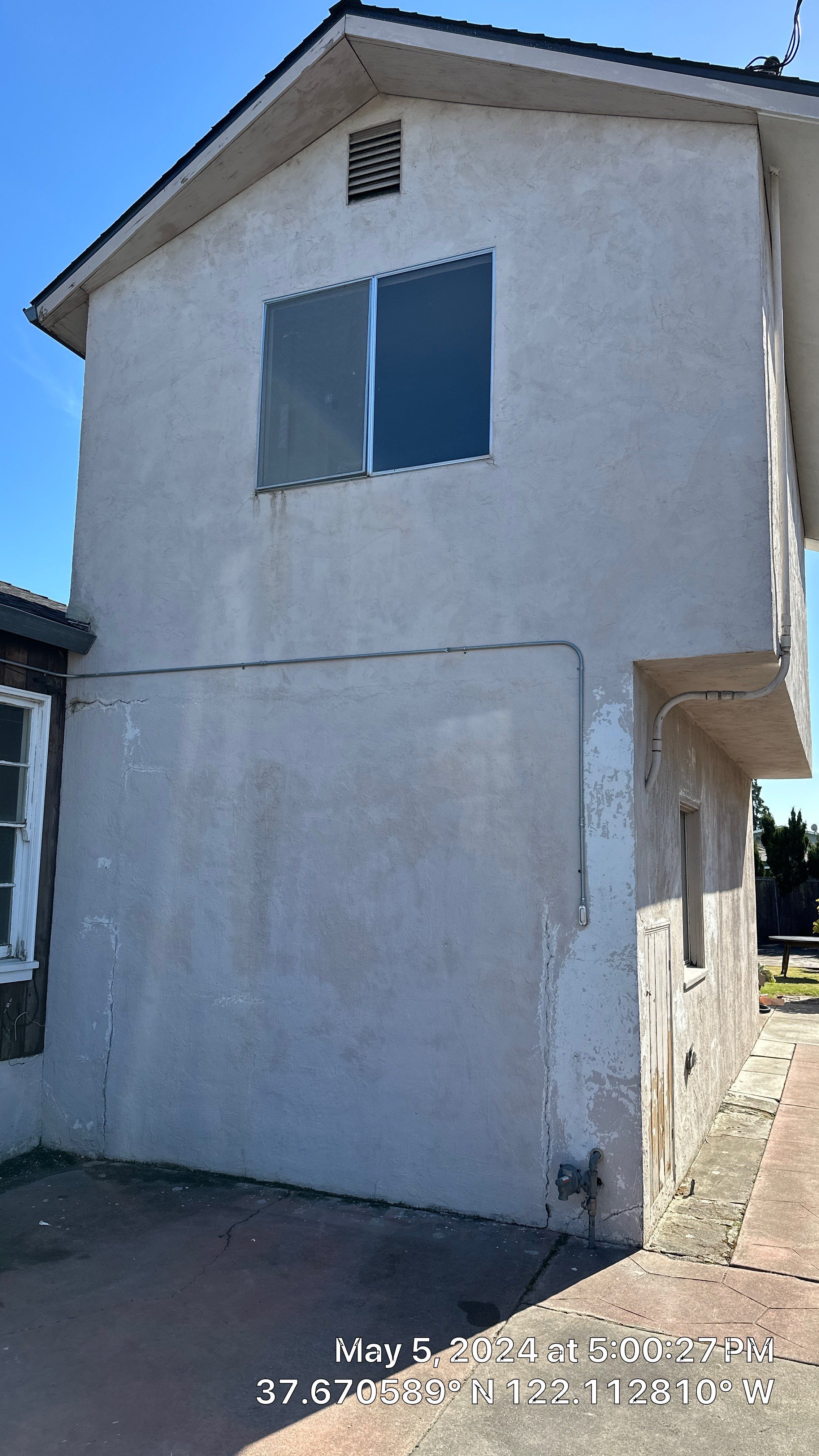 Interior- exterior Painting Hayward  by Herrera’s Bay Area Painting inc.