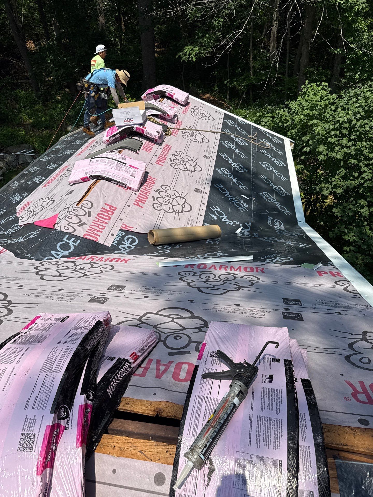 Roof & Exterior Renovation – Chelmsford, MA by Mighty Dog Roofing of Greater Middlesex County