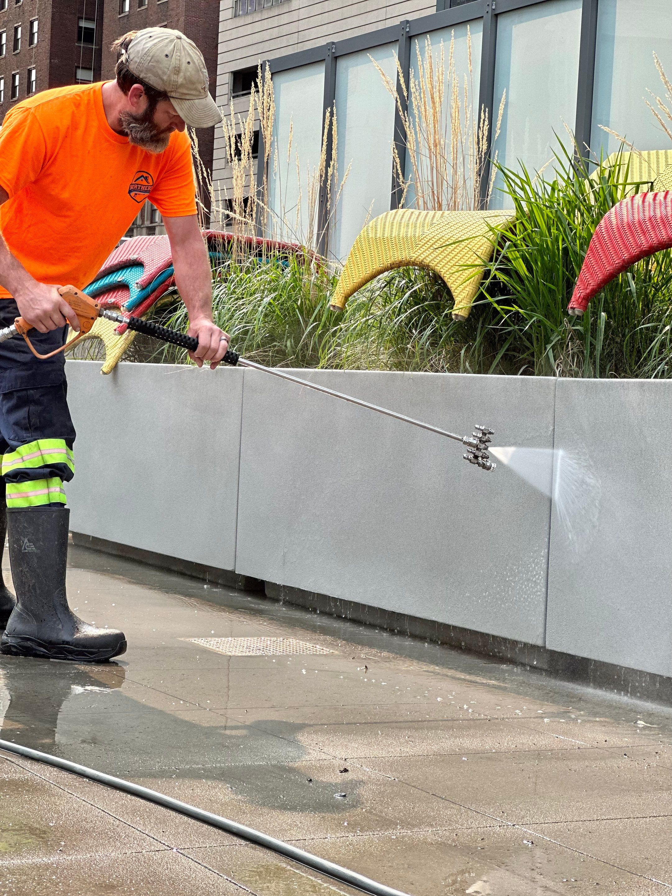 Chicago, IL Annual rooftop and sidewalk cleaning by Northern Power Washing LLC.