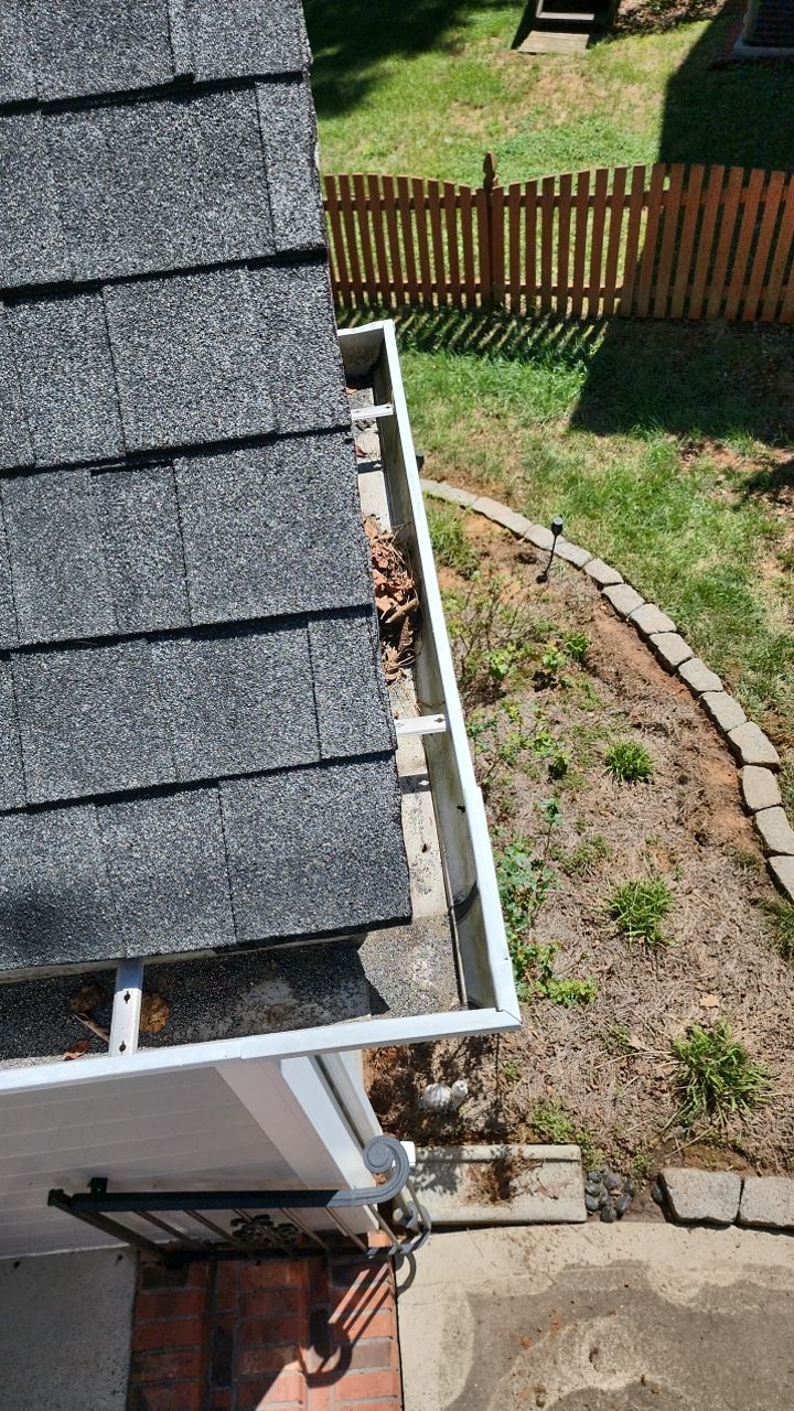 House Wash using cleaner by Power Wash Masters LLC