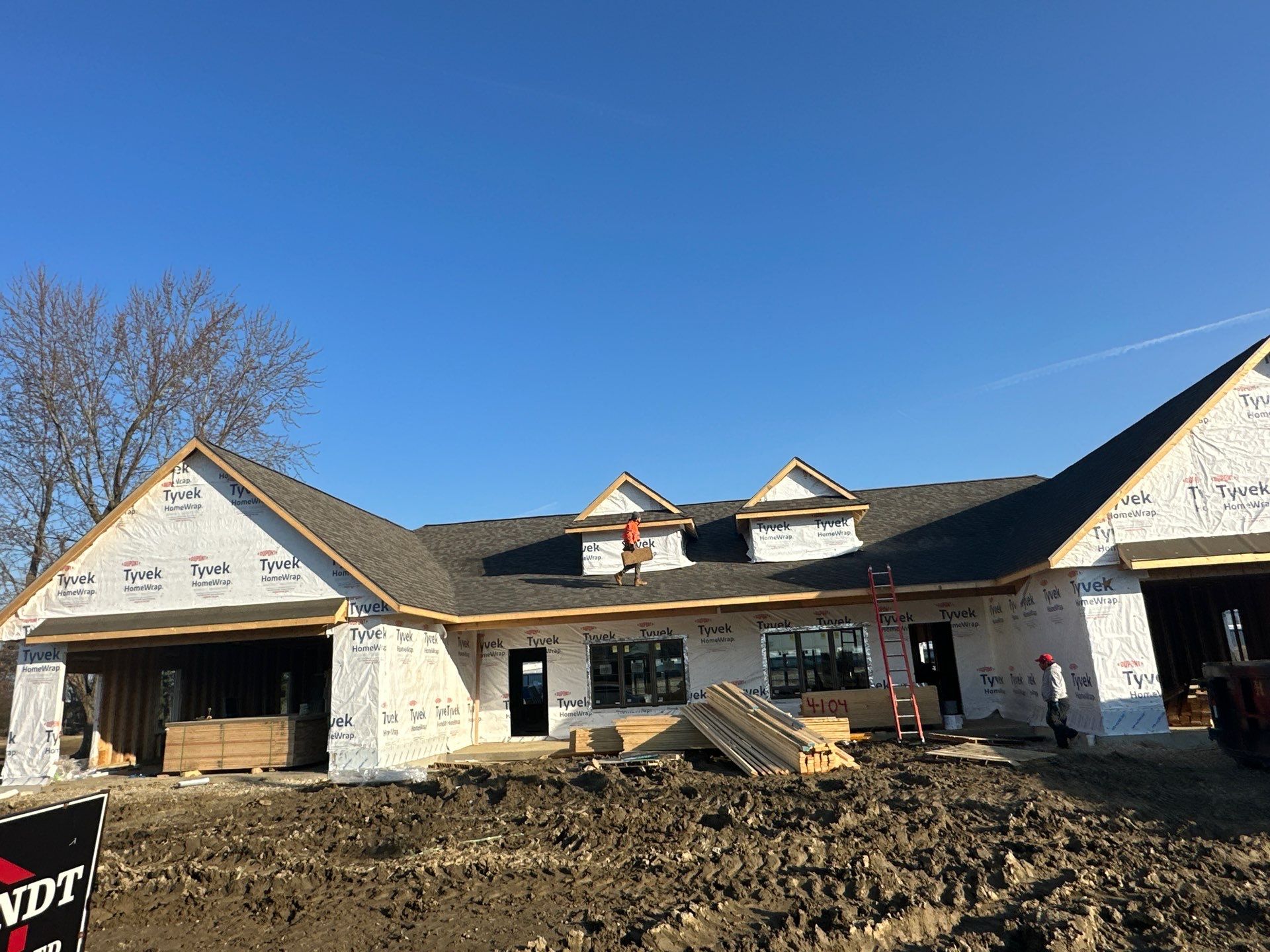 Residential Roofing Installation using CertainTeed Landmark Weathered Wood by Nitro Roofing and Construction