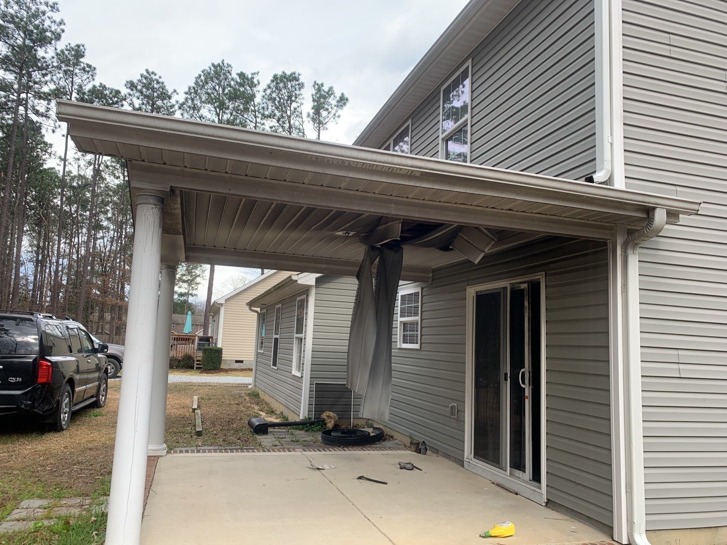 Siding Repair  by American Roofing NC