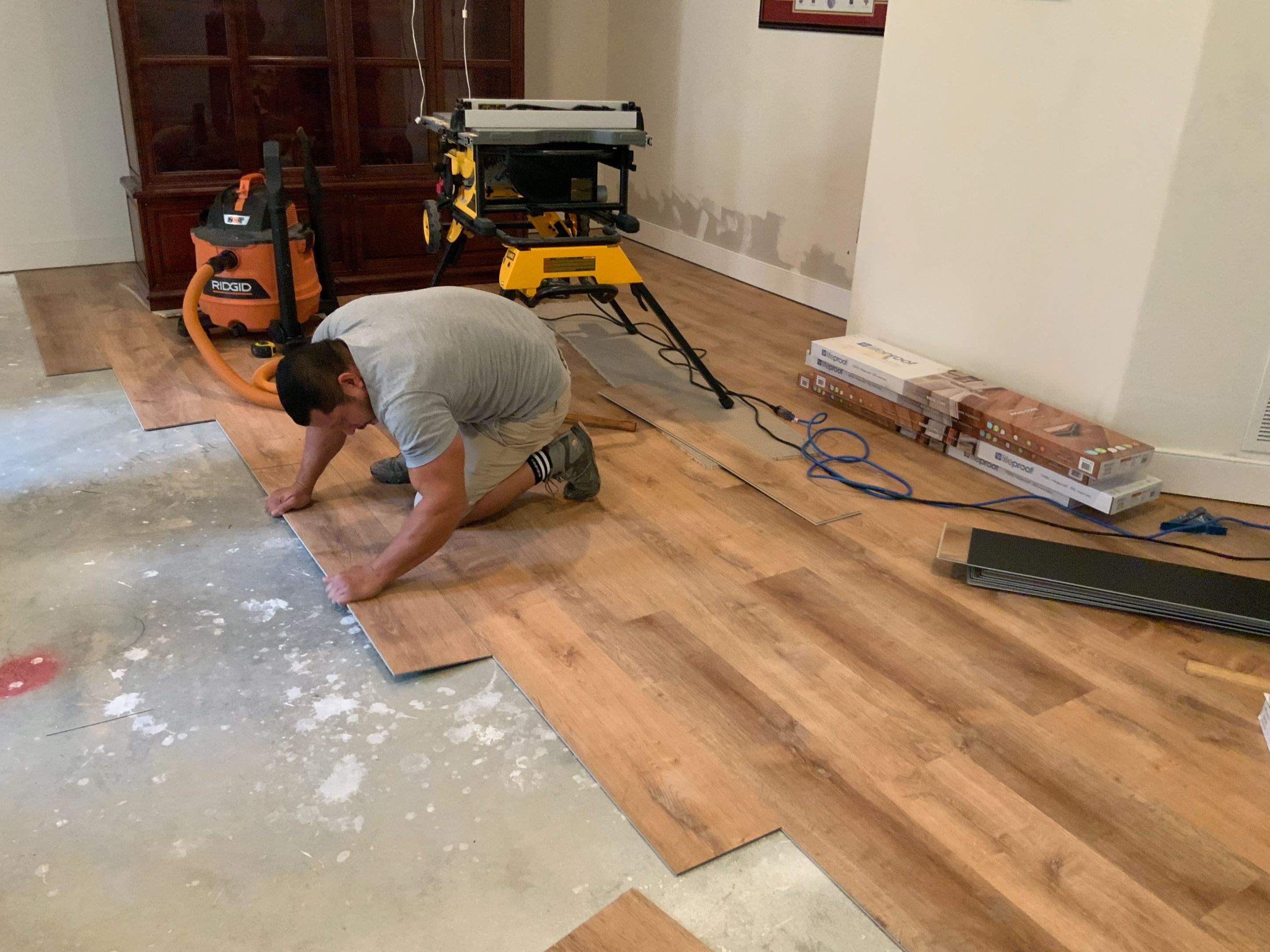 Flooring Installation using Laminate floors Installtion  by Alpha Design Services