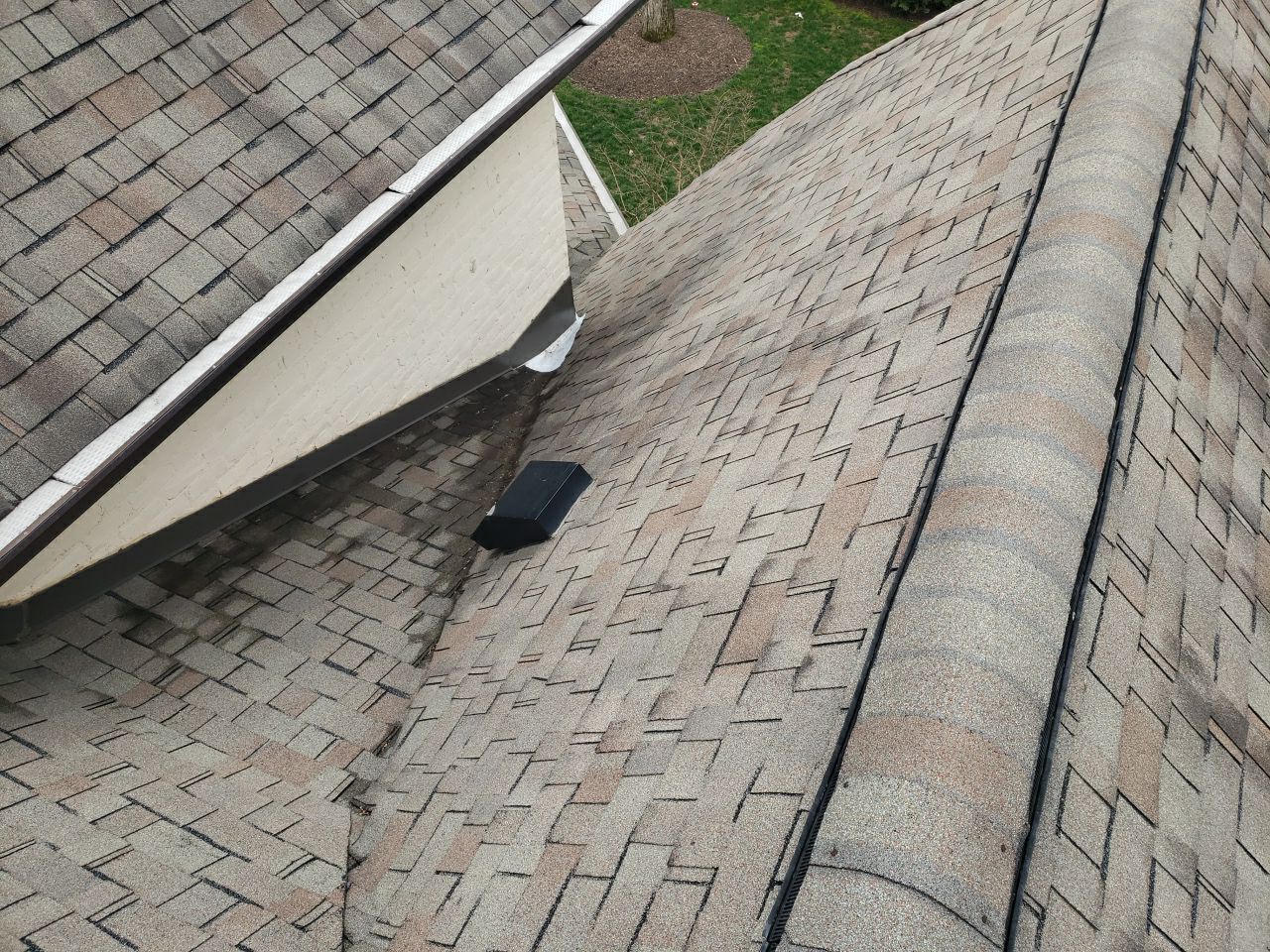 Presidential Shake Install by Paragon Roofing