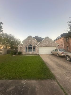 Roof Replacement in Ashford Lakes, Sugar Land TX