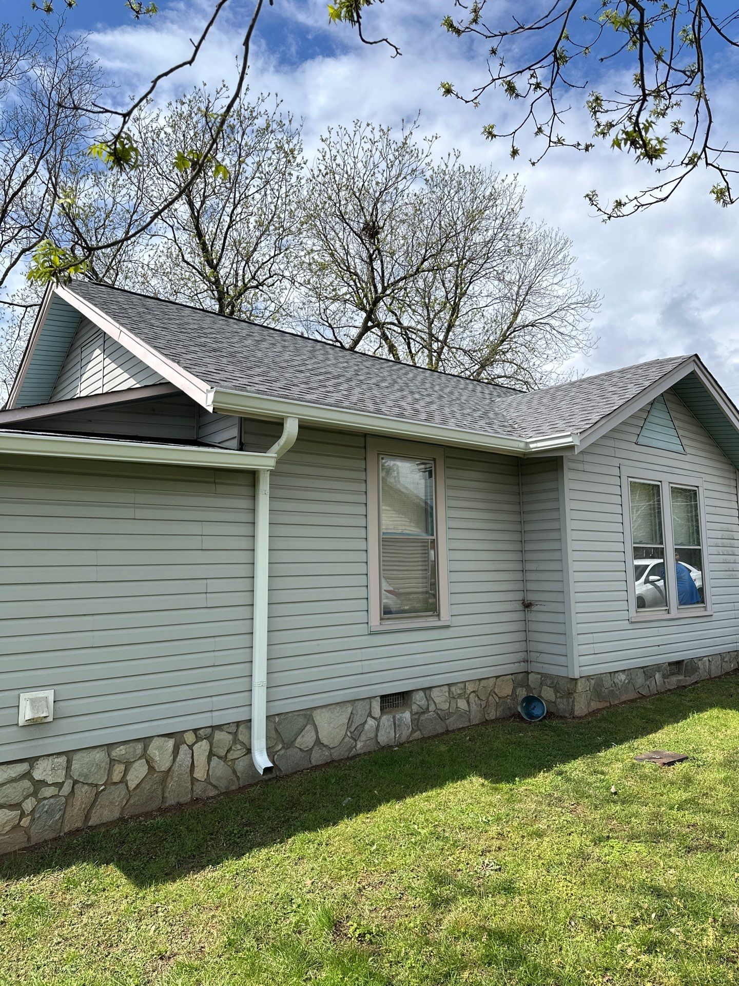 6" Seamless Low Gloss White Gutters and Guards  by Peak 2 Peak Services LLC