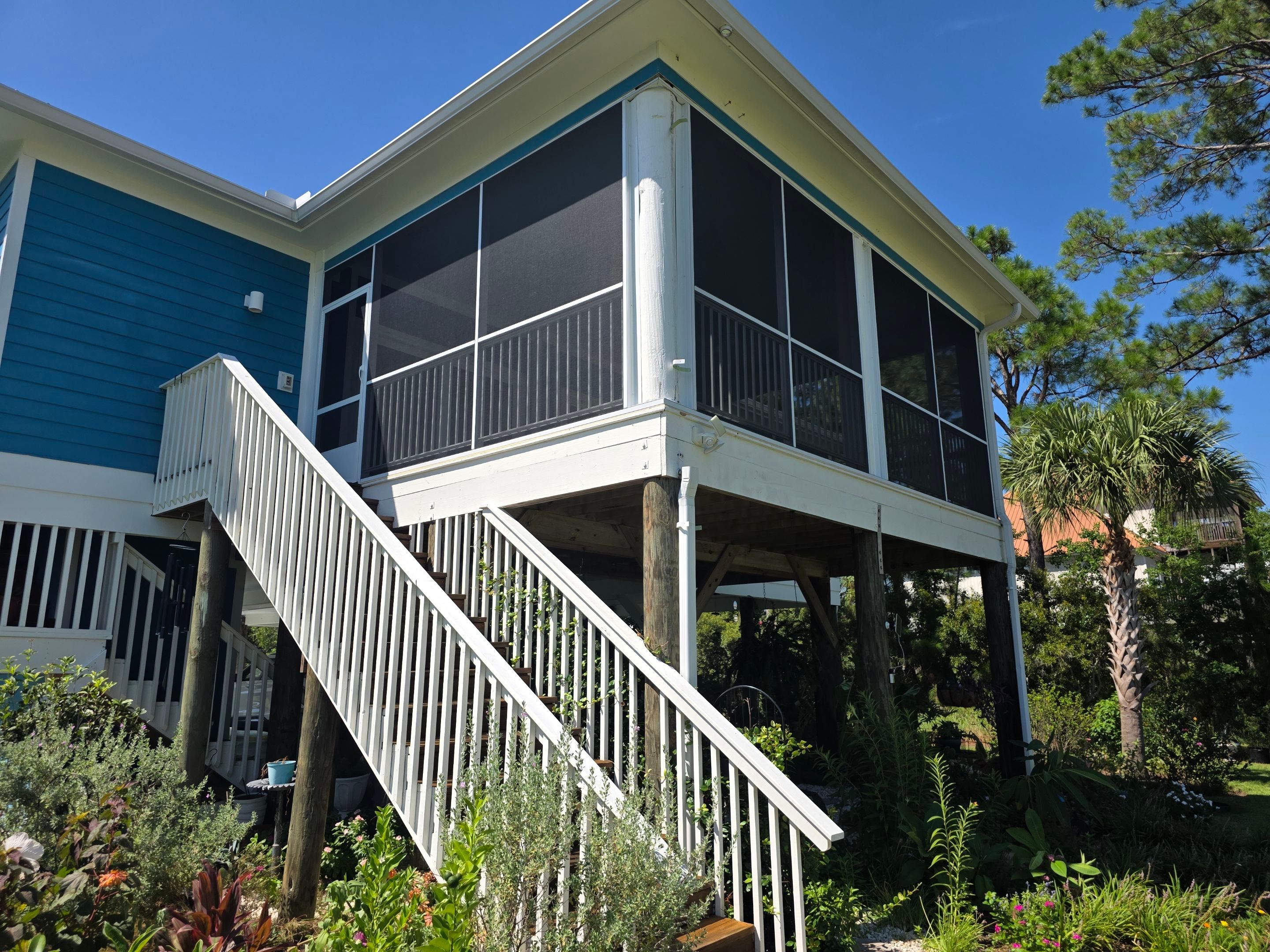 Elevated Screen Room by Titan Sunrooms