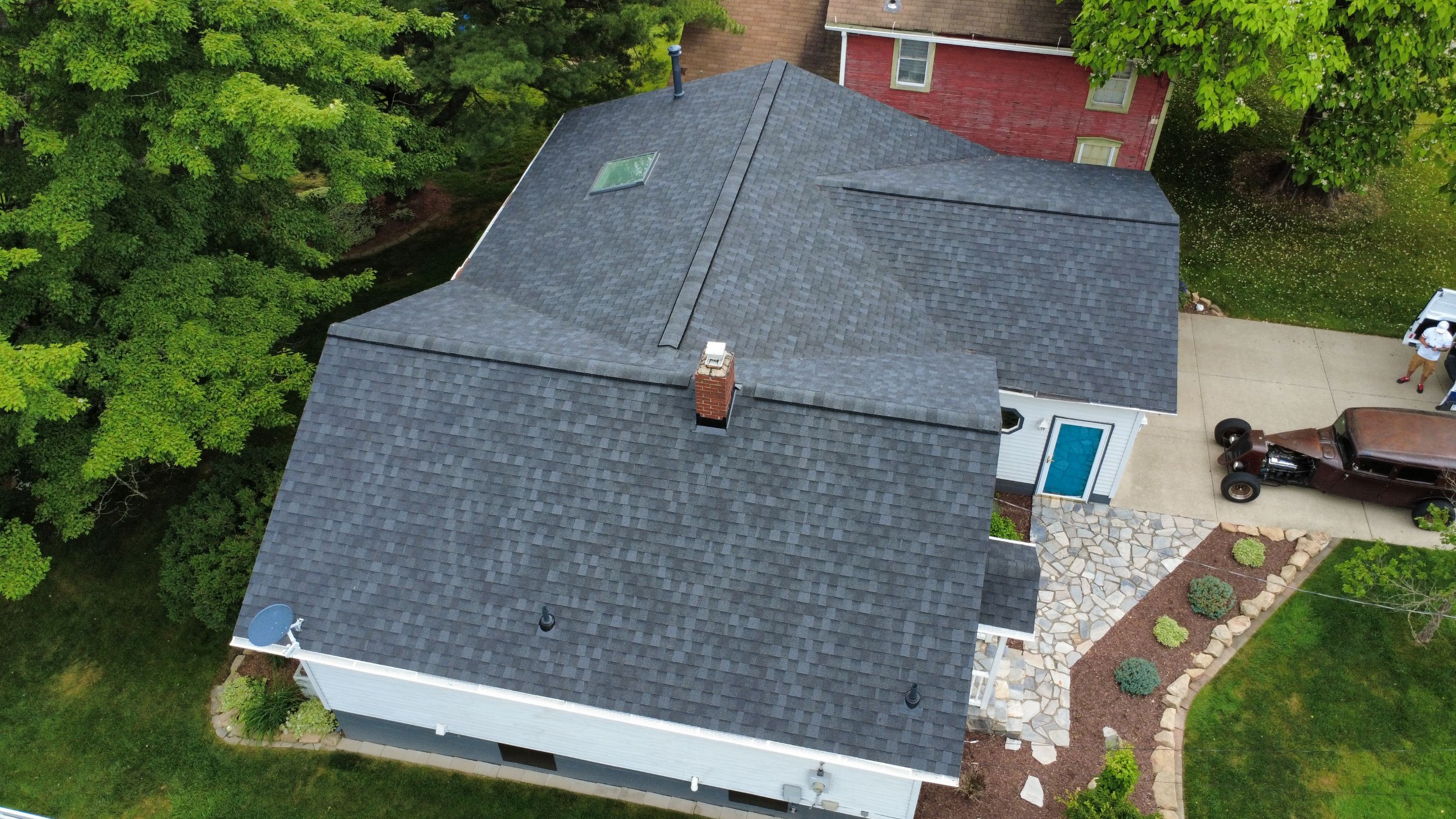 Atlas Pinnacle, Black Shadow, Drip Edge, Color, White by Eagle Eye Roofing