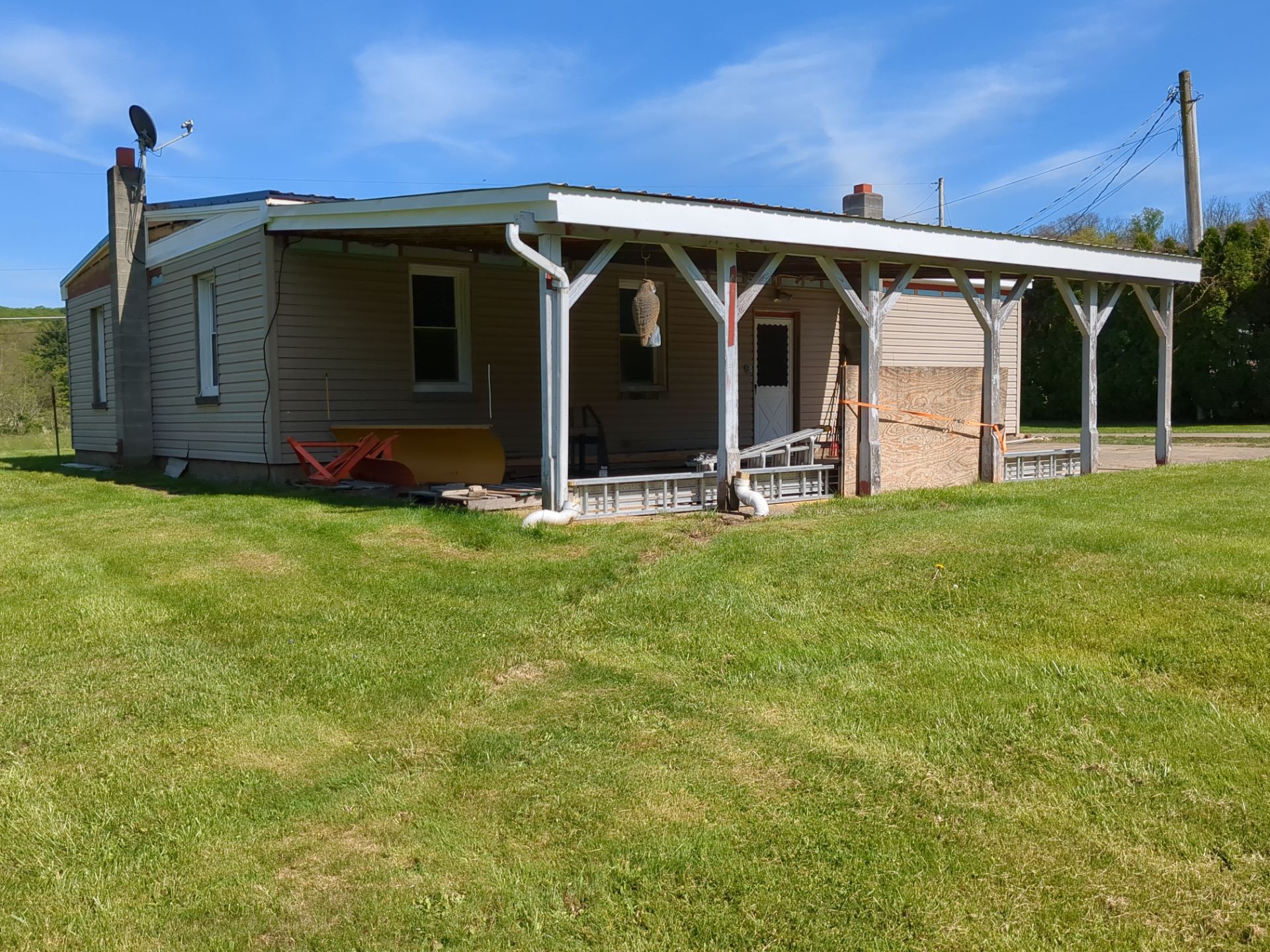 Metal Roofing and Vinyl Siding Replacement in Lewisburg by Esh Builders