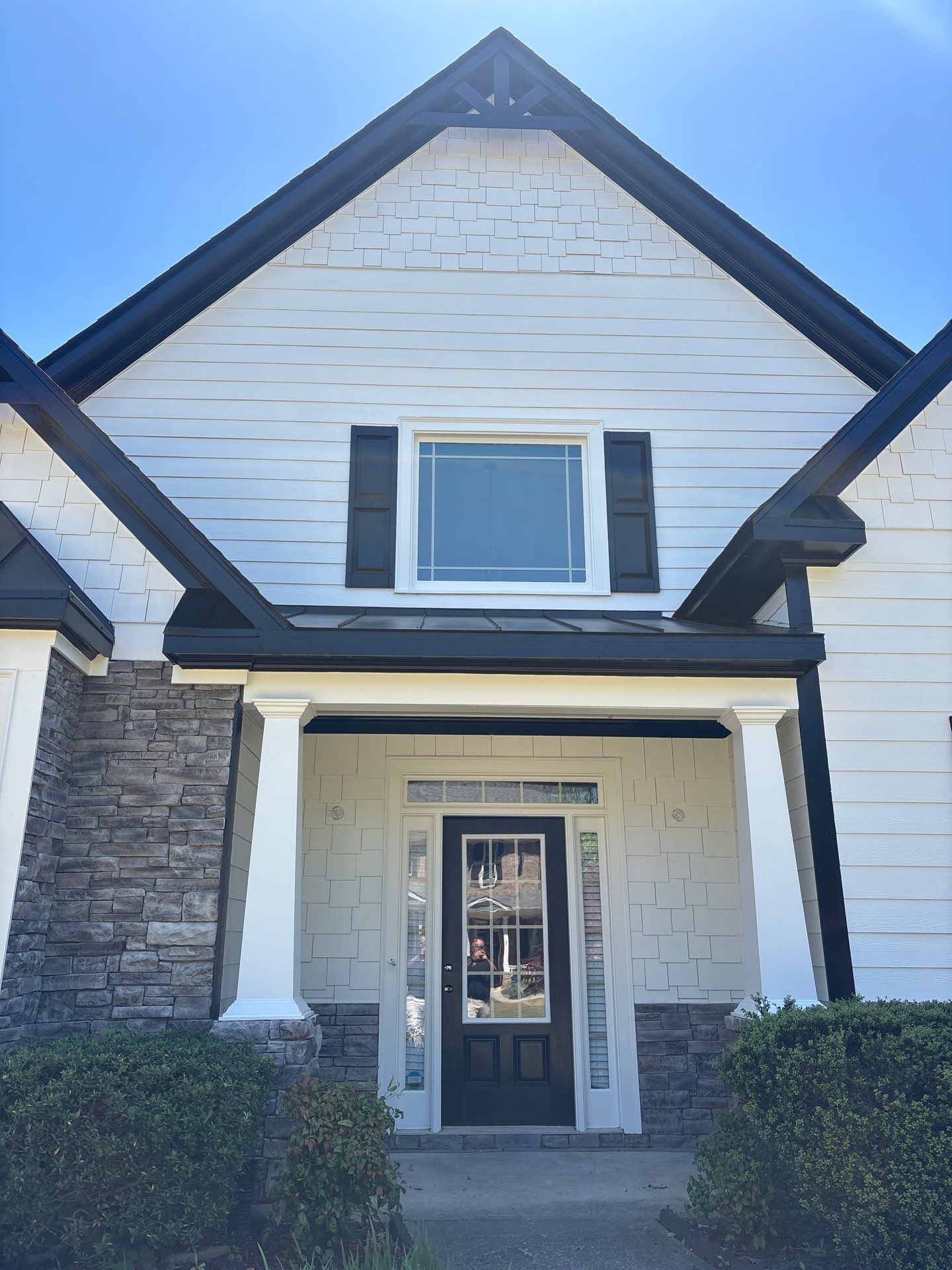Modern Contrast Exterior Refresh – Cumming, GA 30040 by Five Star Painting