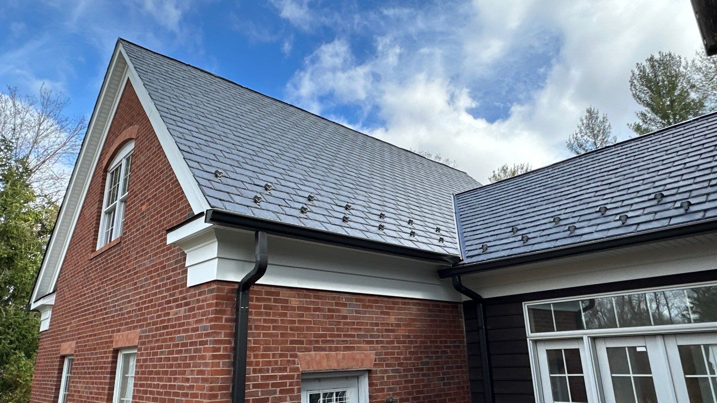 Clifton Multi-Trade Restoration: DaVinci Single Width Slate in Slate Black by RM Banning, Inc.