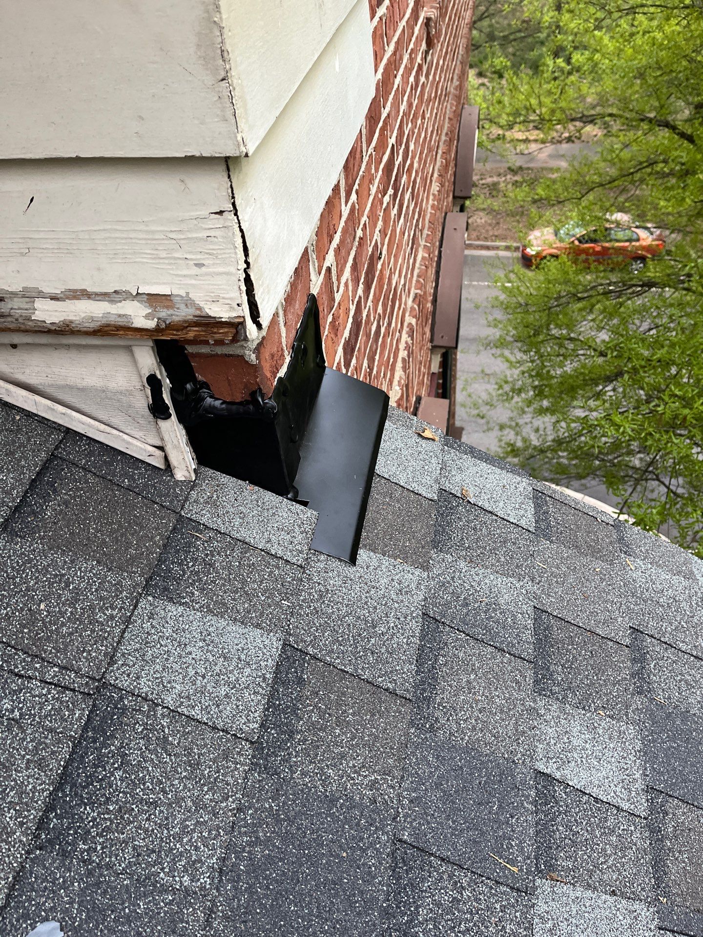 Alexandria: CertainTeed Landmark Pro Designer Shingles in Max Def Georgetown Gray by RM Banning, Inc.