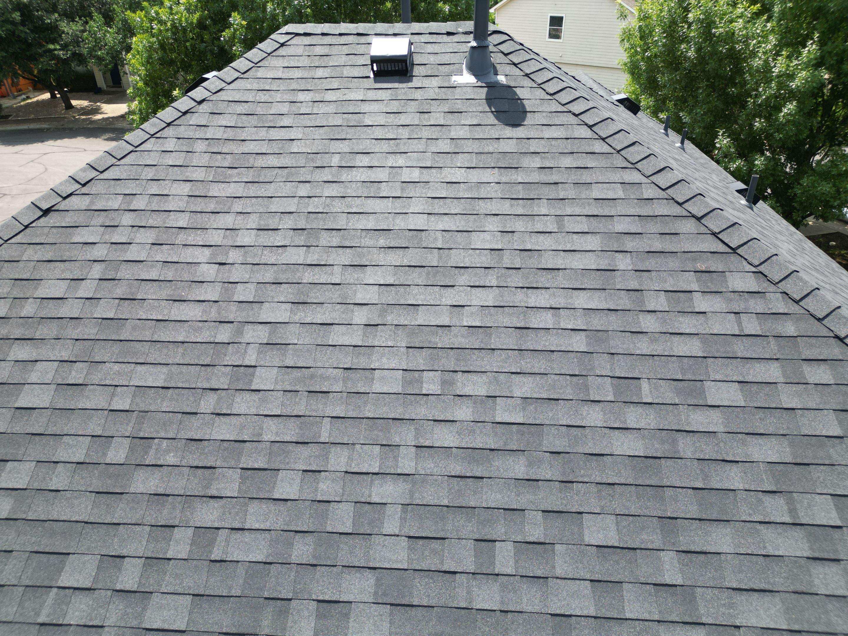 Onyx Black - Owens Corning TruDefinition Duration by RoofsOnly.com