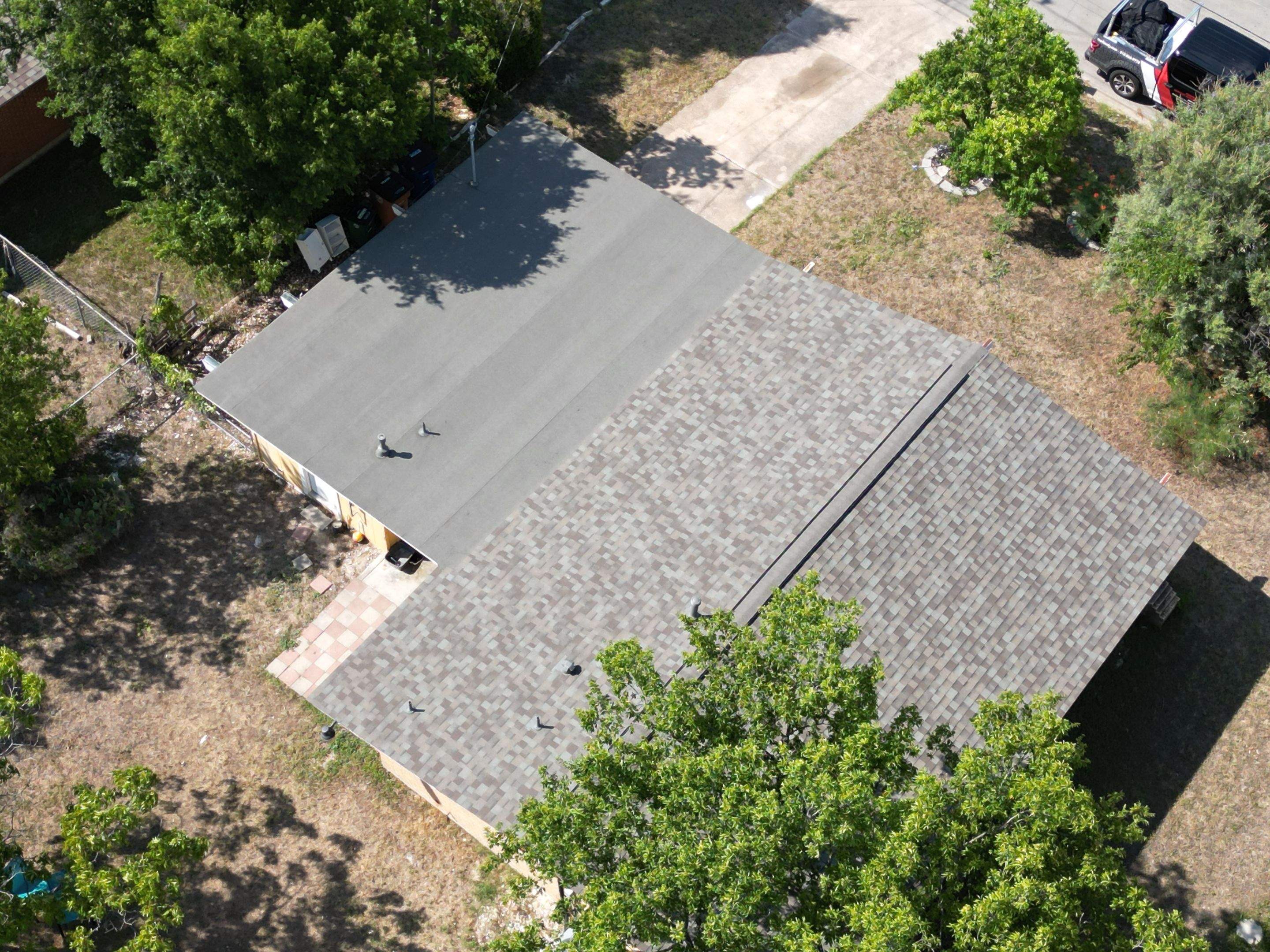 Driftwood - Owens Corning TruDefinition Duration  by RoofsOnly.com