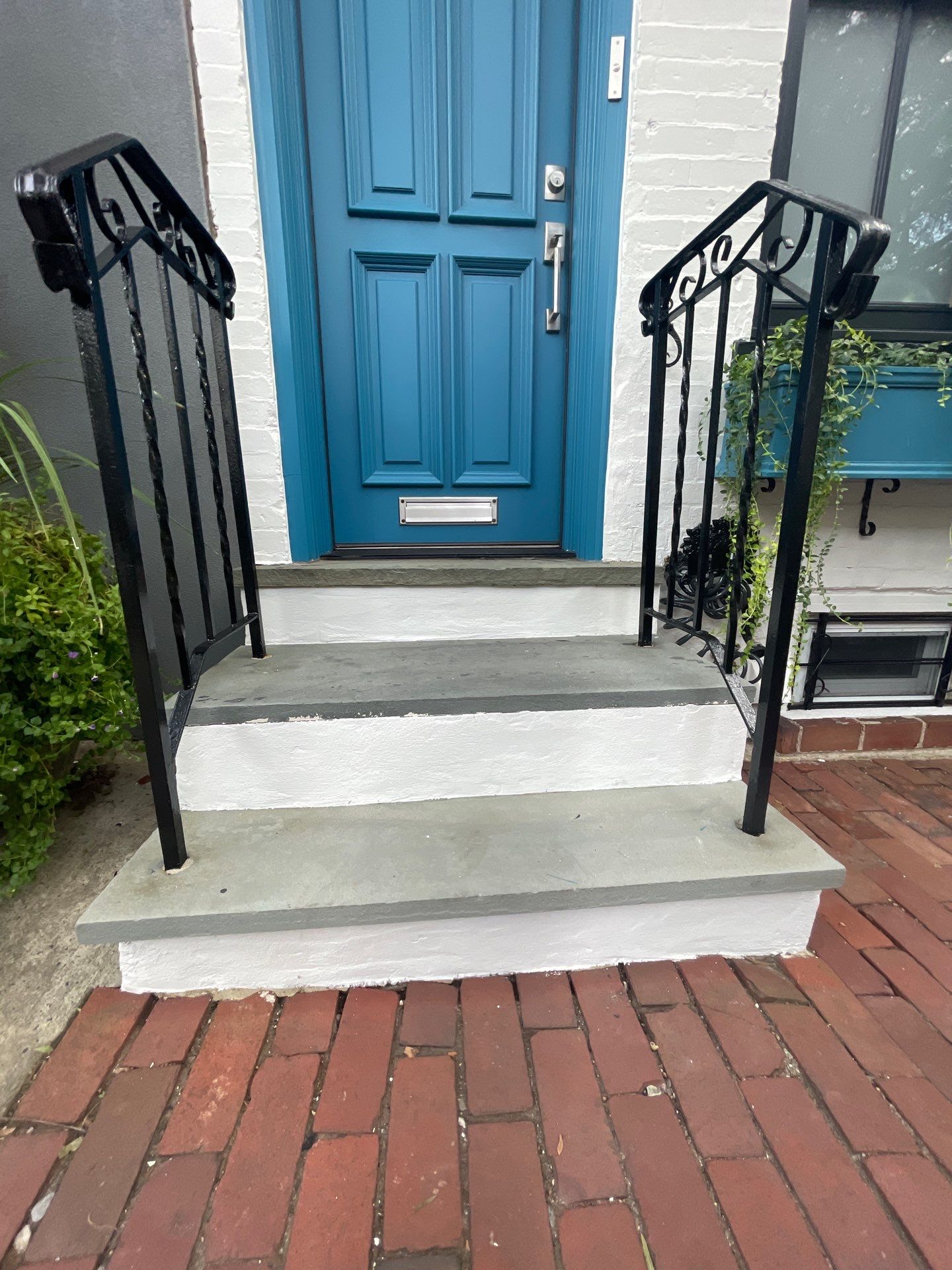 Exterior Refresh in Rittenhouse  by Groovy Hues