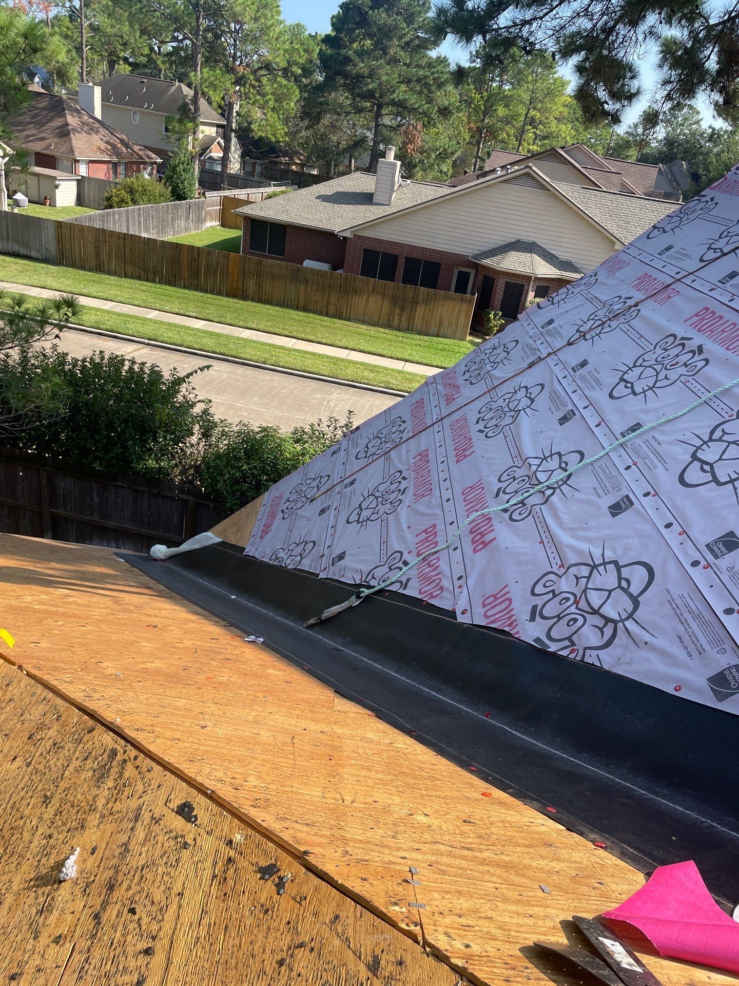 Roof Installation Houston by Roof Repair Company