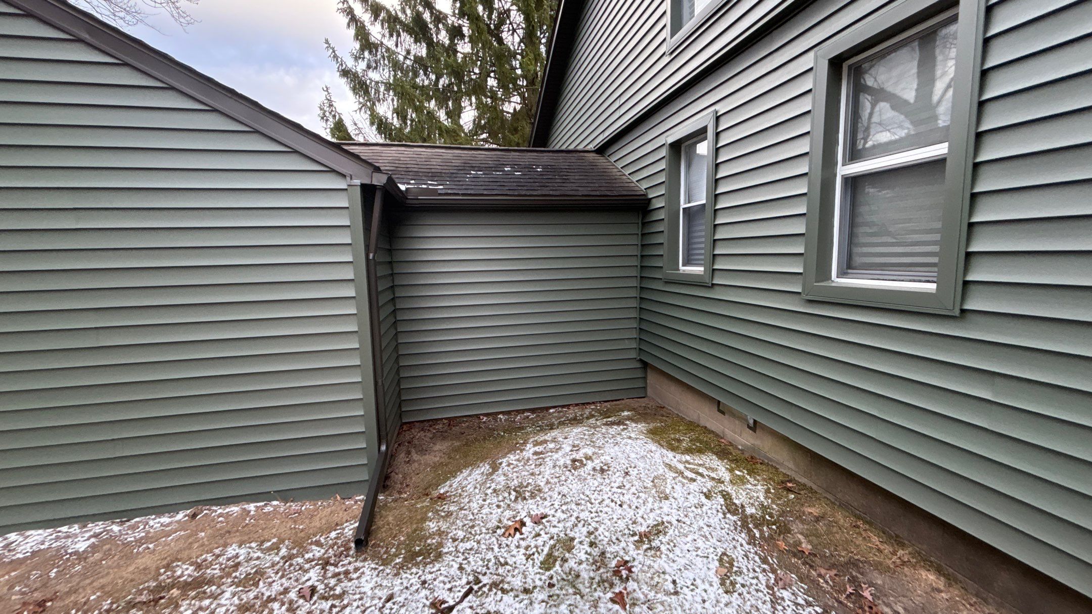 Siding Replacement using Certainteed Monogram D5 by 180 Contractors