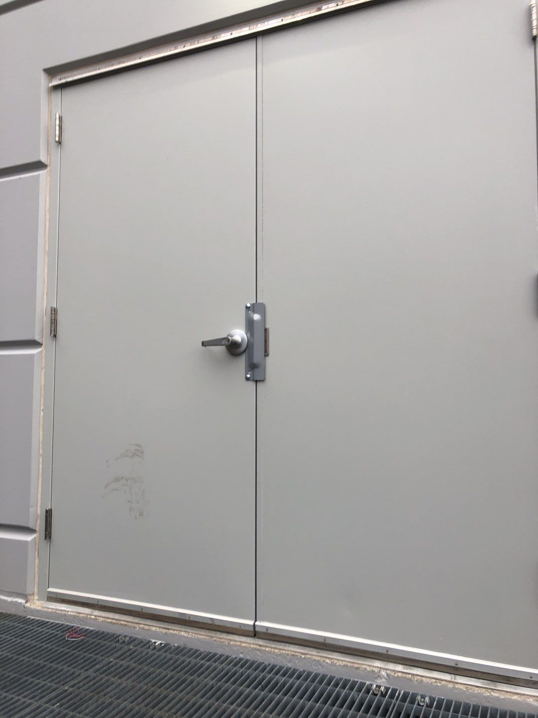 Tilt-up Precast Exterior Warehouse Painting by Paint Platoon USA