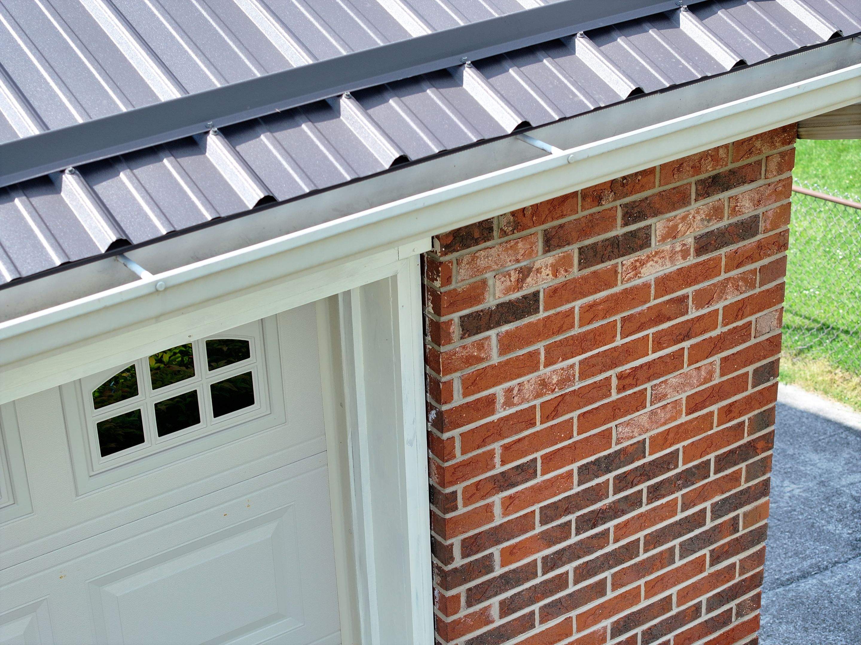 Maximoff Residence by Omnia Roofing