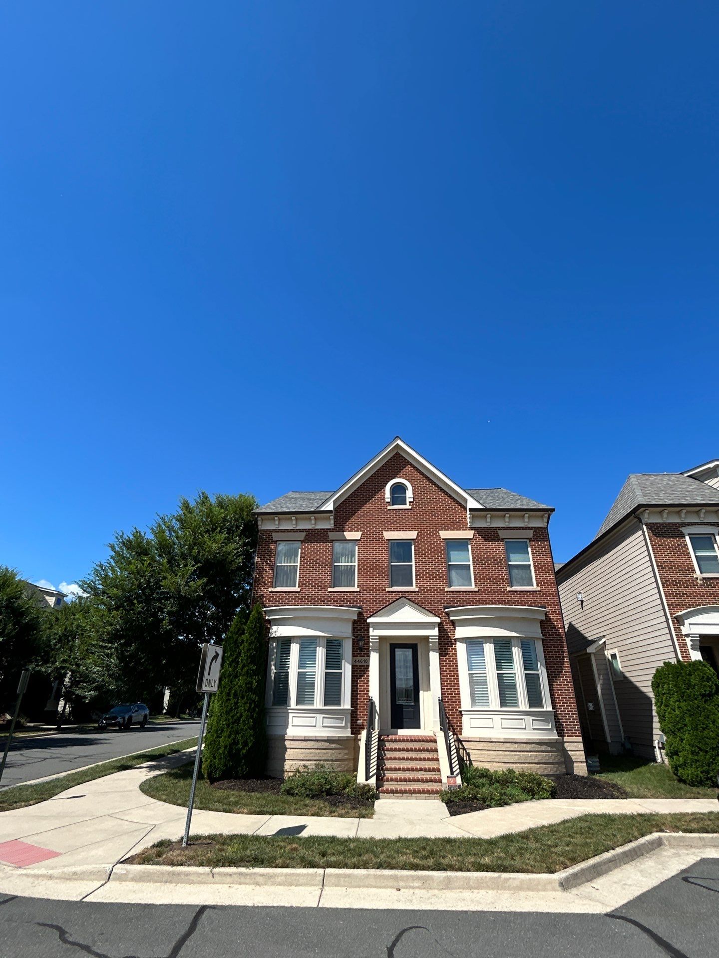 Ashburn: Residential Roof Replacement  with CertainTeed Landmark Pro in Max Def Georgetown Gray by RM Banning, Inc.