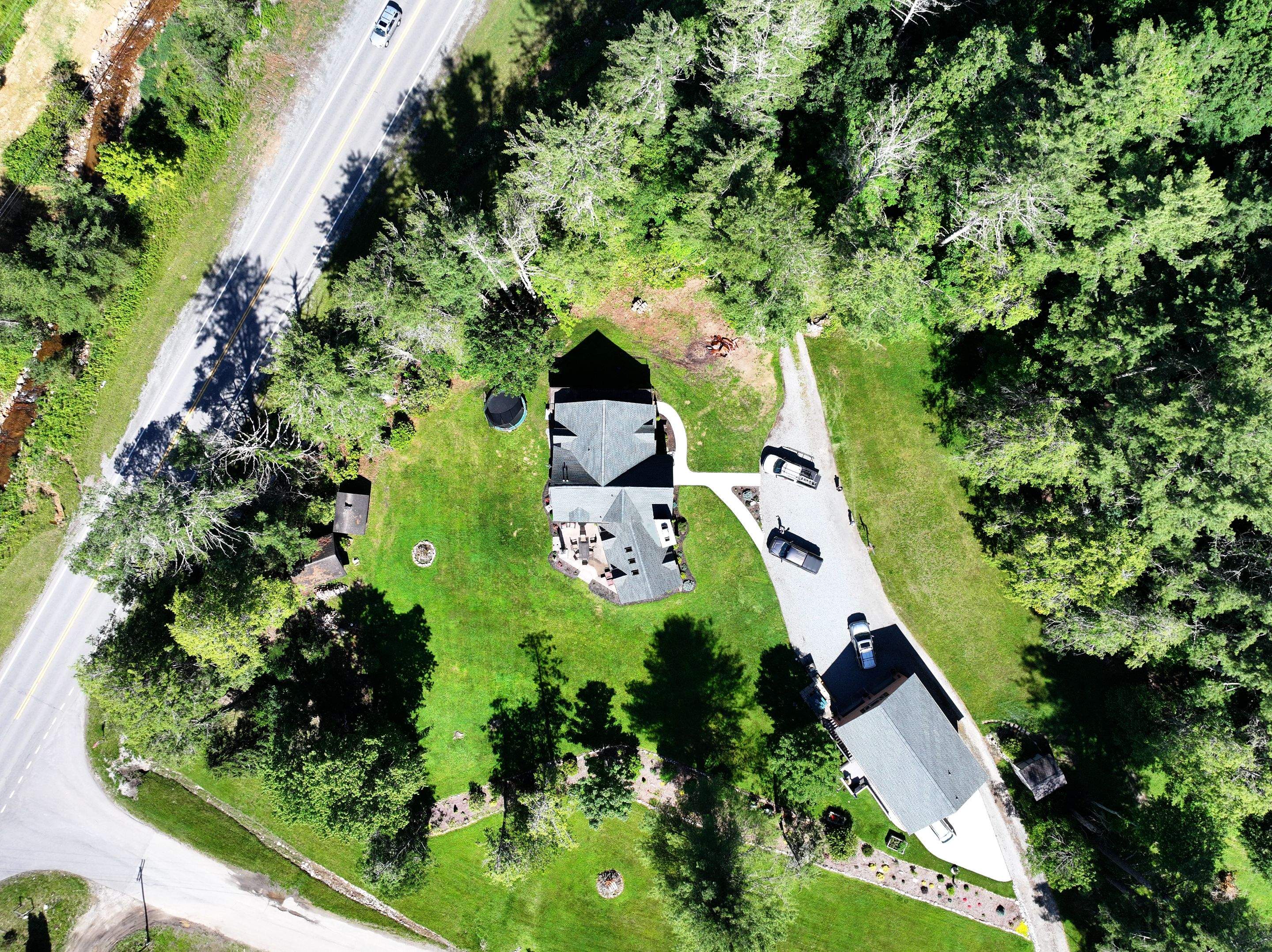 Cameron Residence by Omnia Roofing