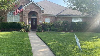 Residential Roofing Installation using Malarkey Vista