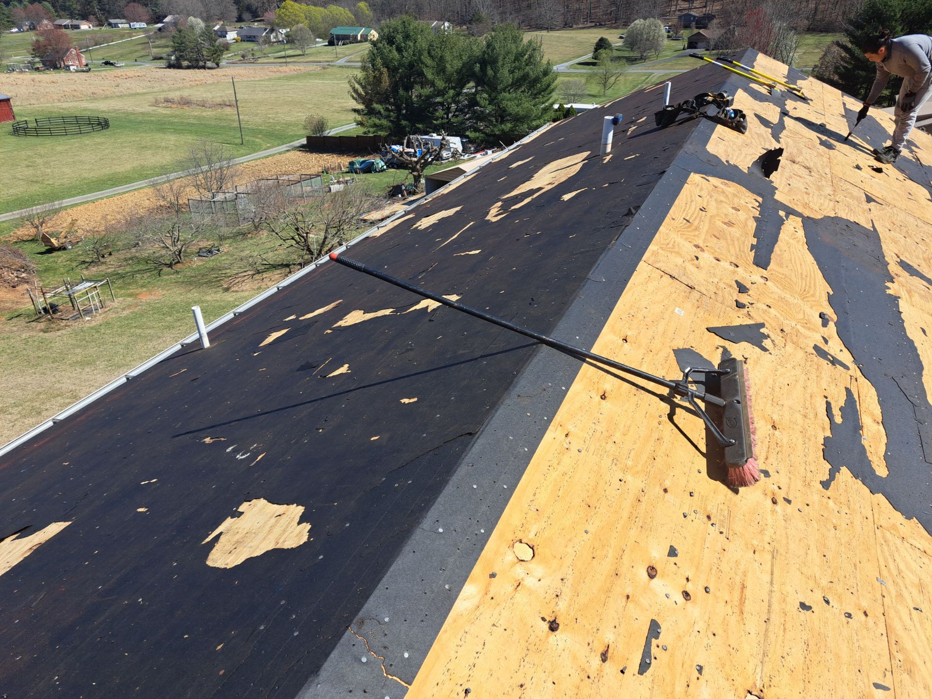 Burgundy Frost by Omnia Roofing