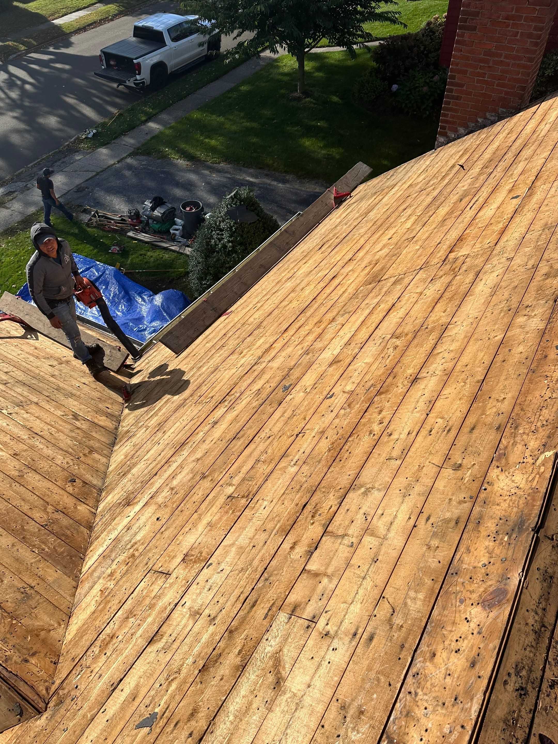 Residential Roofing Installation using Owens Corning TruDefinition Duration AR - Onyx Black & New Siding Install using Certainteed Sterling gray by A Plus Exterior