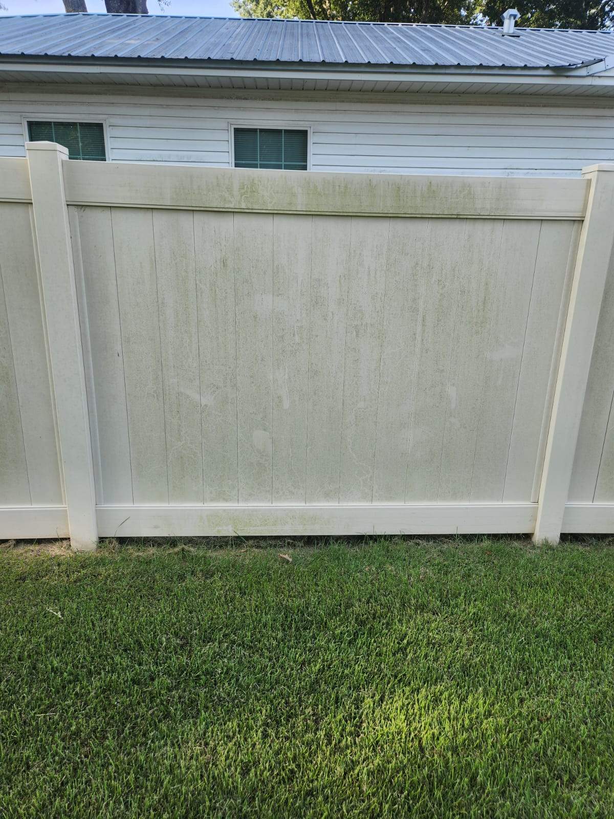 Fence Soft Wash by College Bros Outdoor services