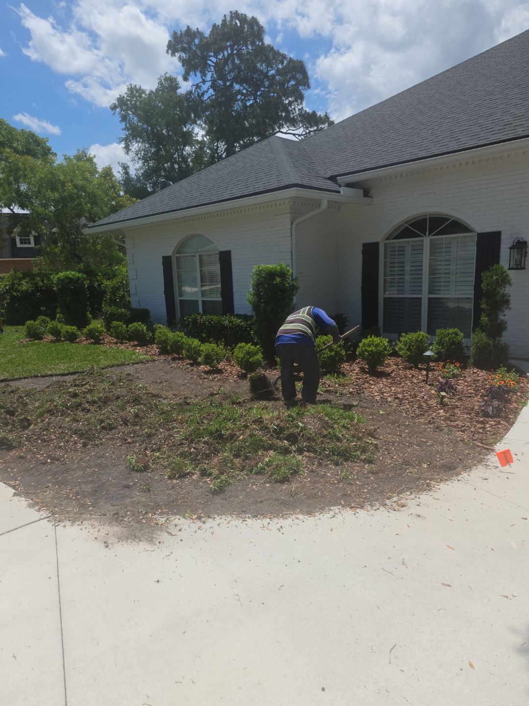 Deerwood Resident | Landscaping & Sod by ProGreen Services