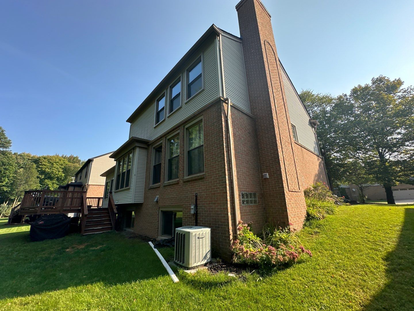 Siding Replacement using Alside Charter Oak D4.5" by 180 Contractors