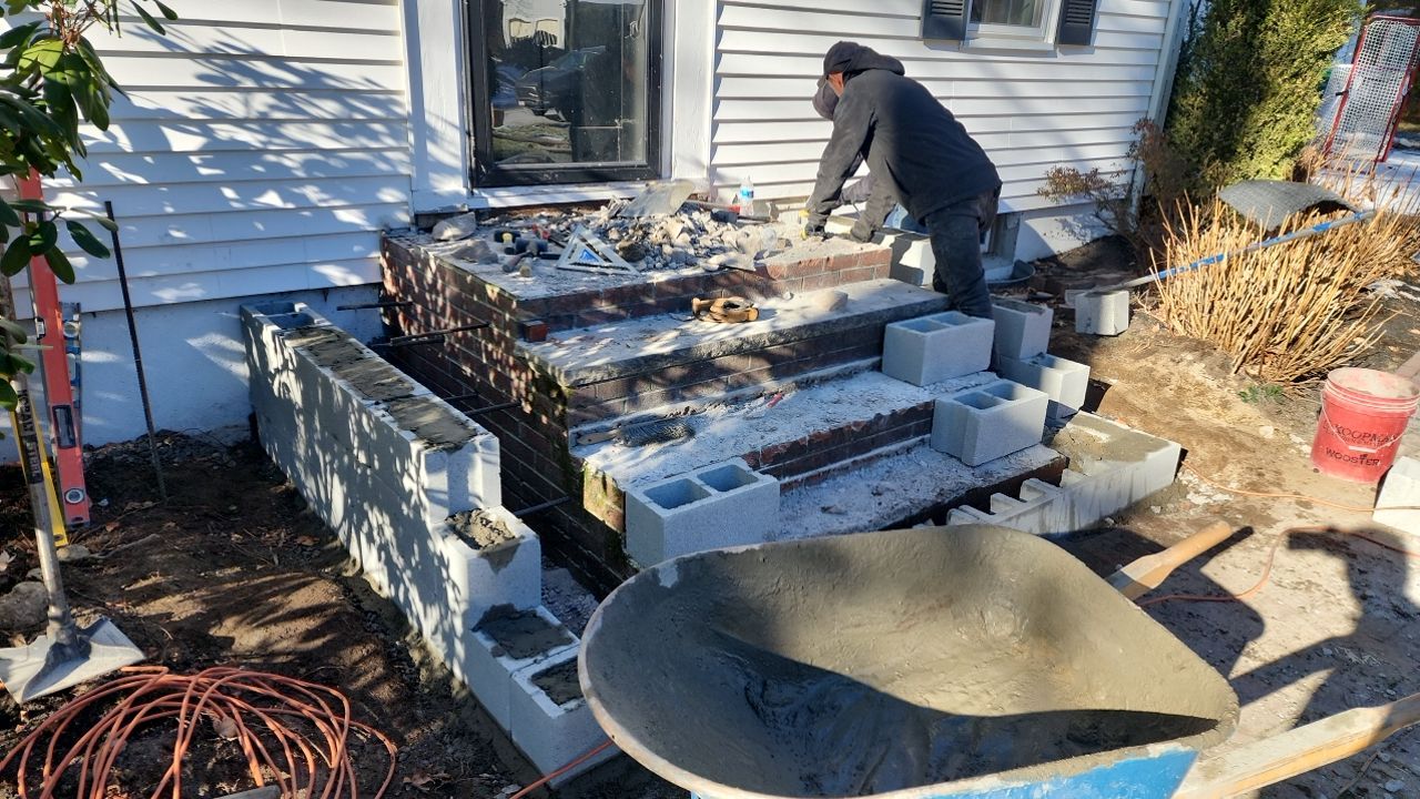 Exterior renovation in Wayland MA by UBrothers Construction