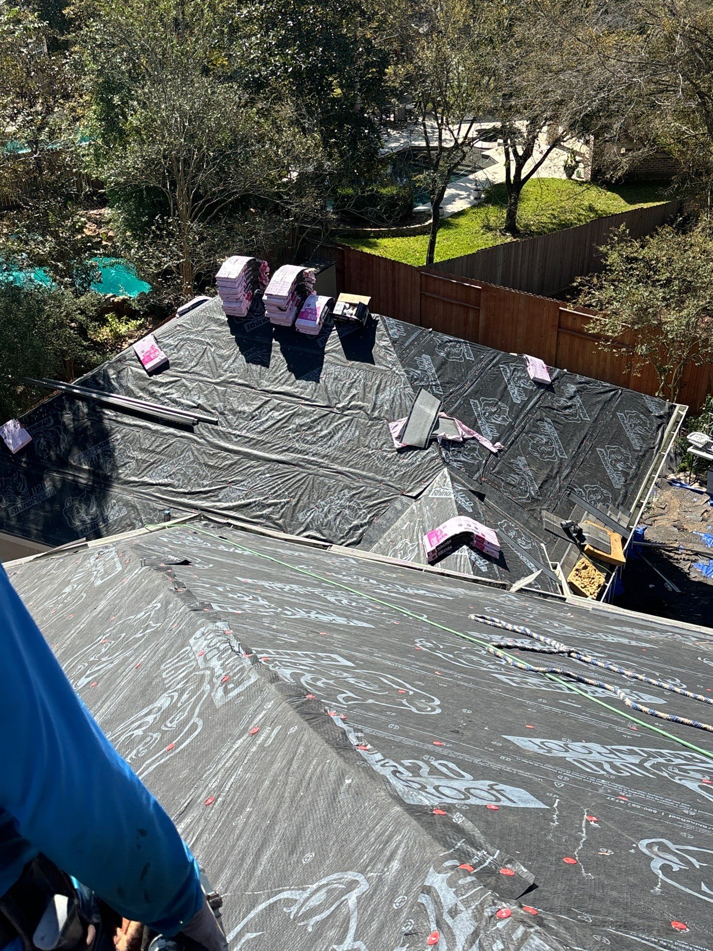 Residential Roofing Installation using Owen's Corning Duration (Lifetime) Shingles by Roof Repair Company