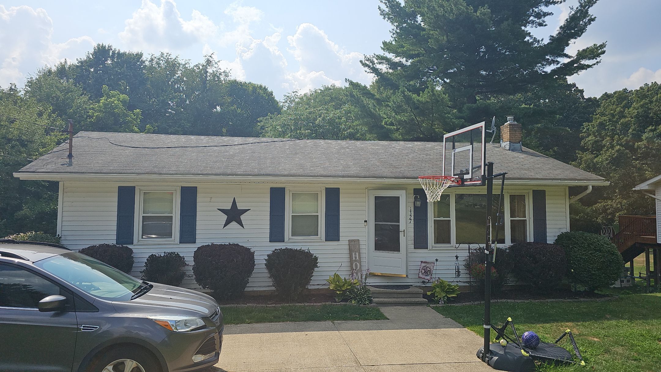 ATLAS PINNACLE COLOR: PEWTER by Eagle Eye Roofing