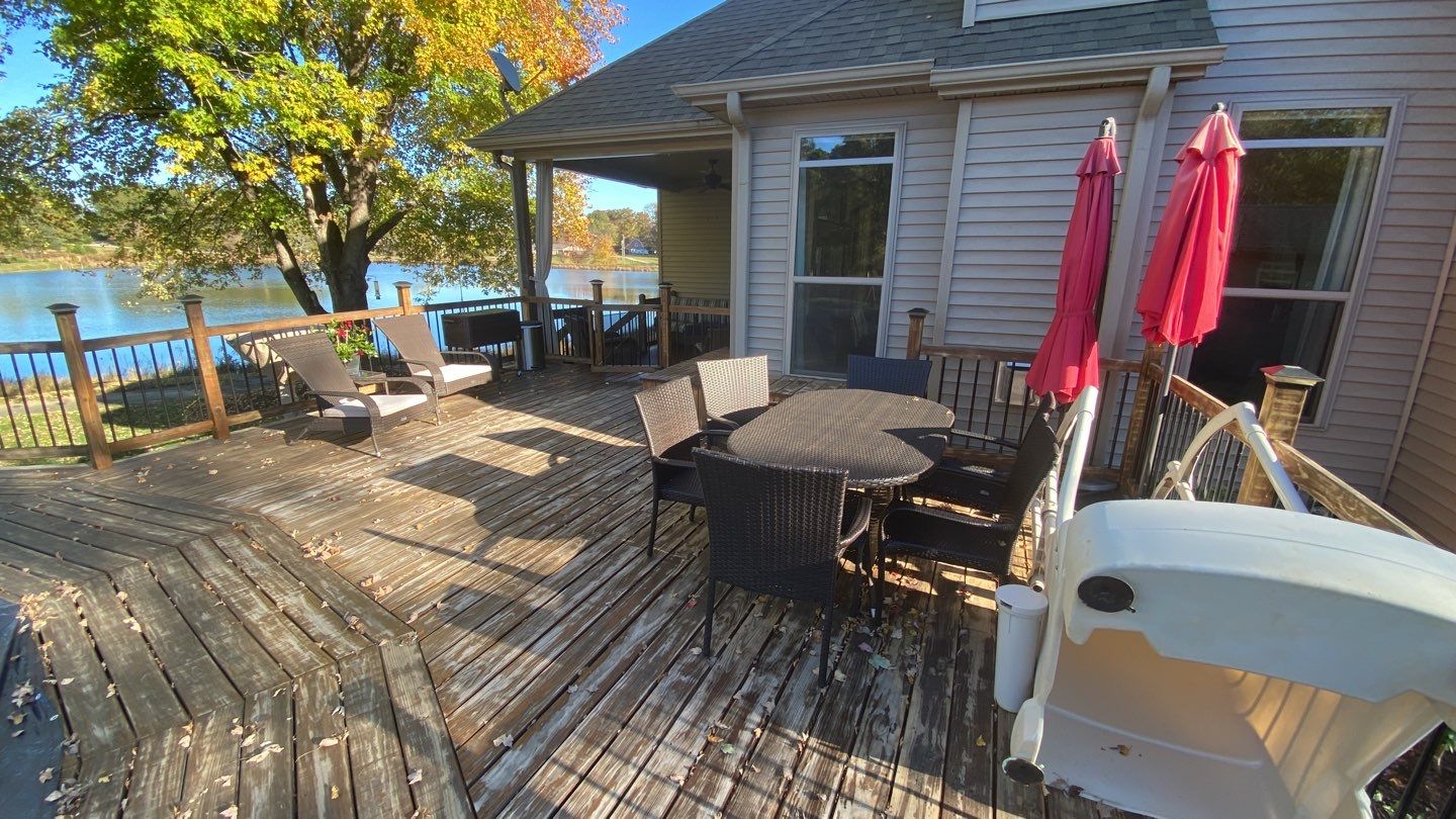 Weathered Deck using Wood Sealant by DuraSeal