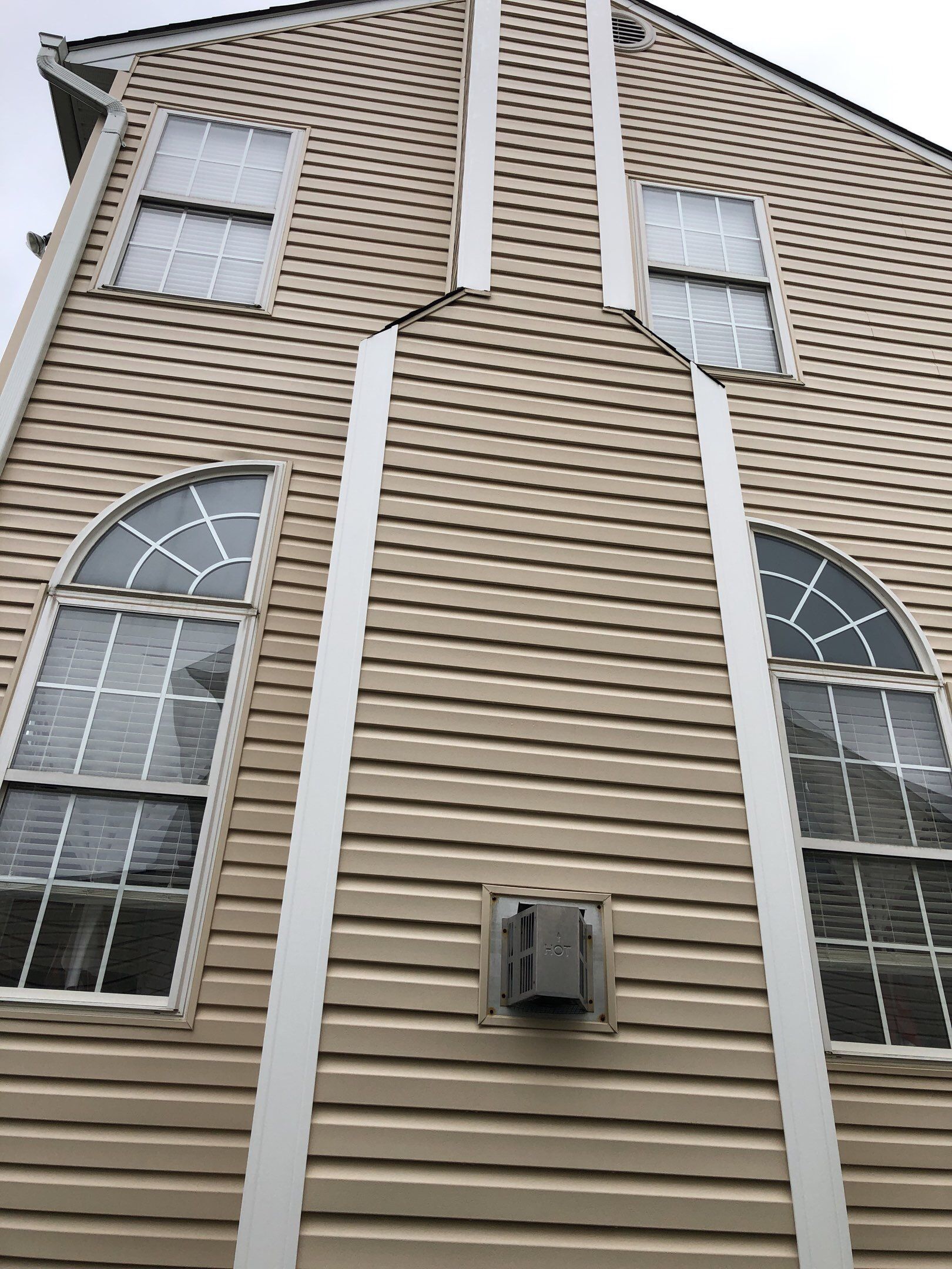 Window Replacement by American Home Contractors