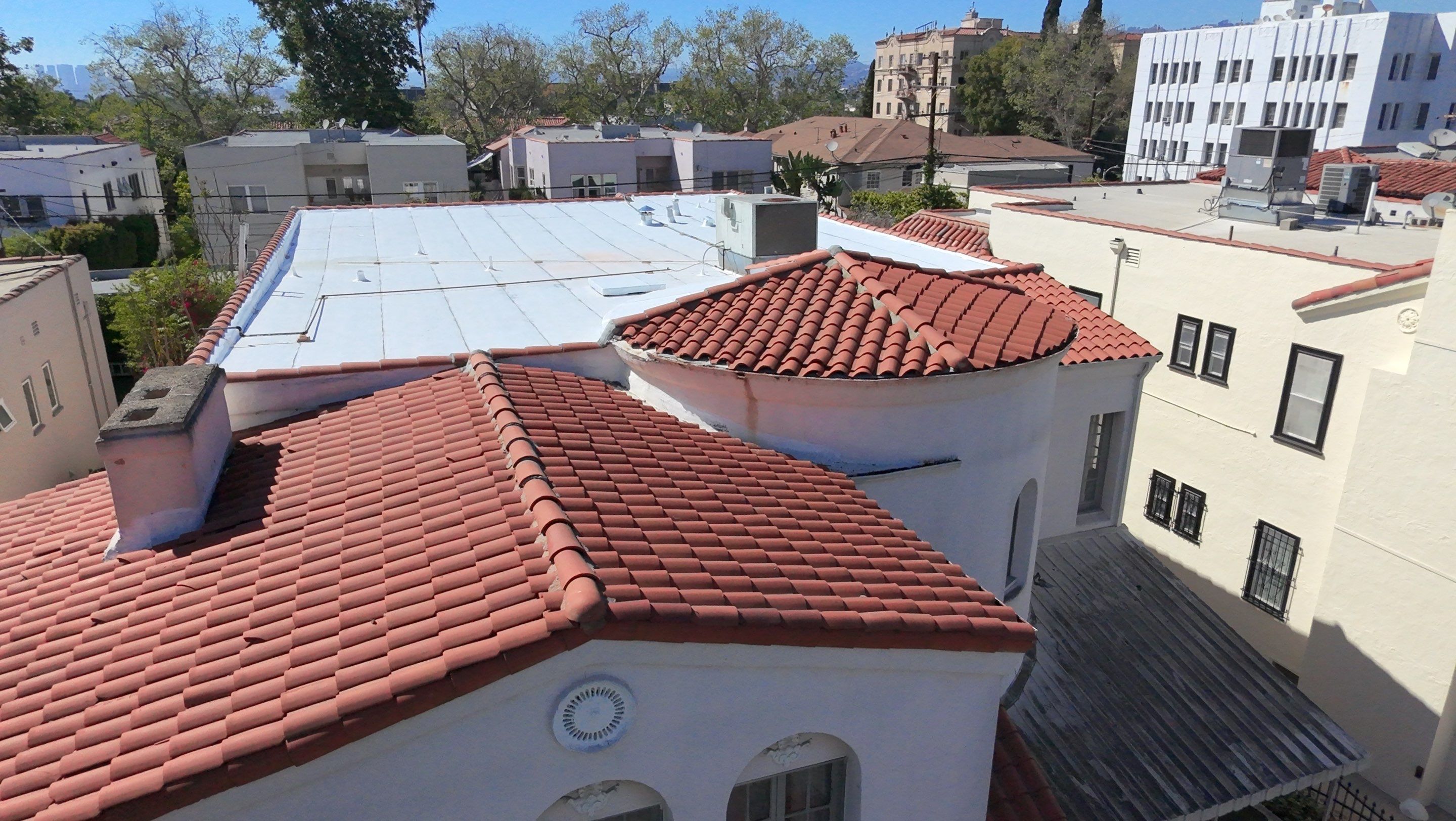 New Roof! Apartment Building in L.A.  by Hull Brothers Roofing