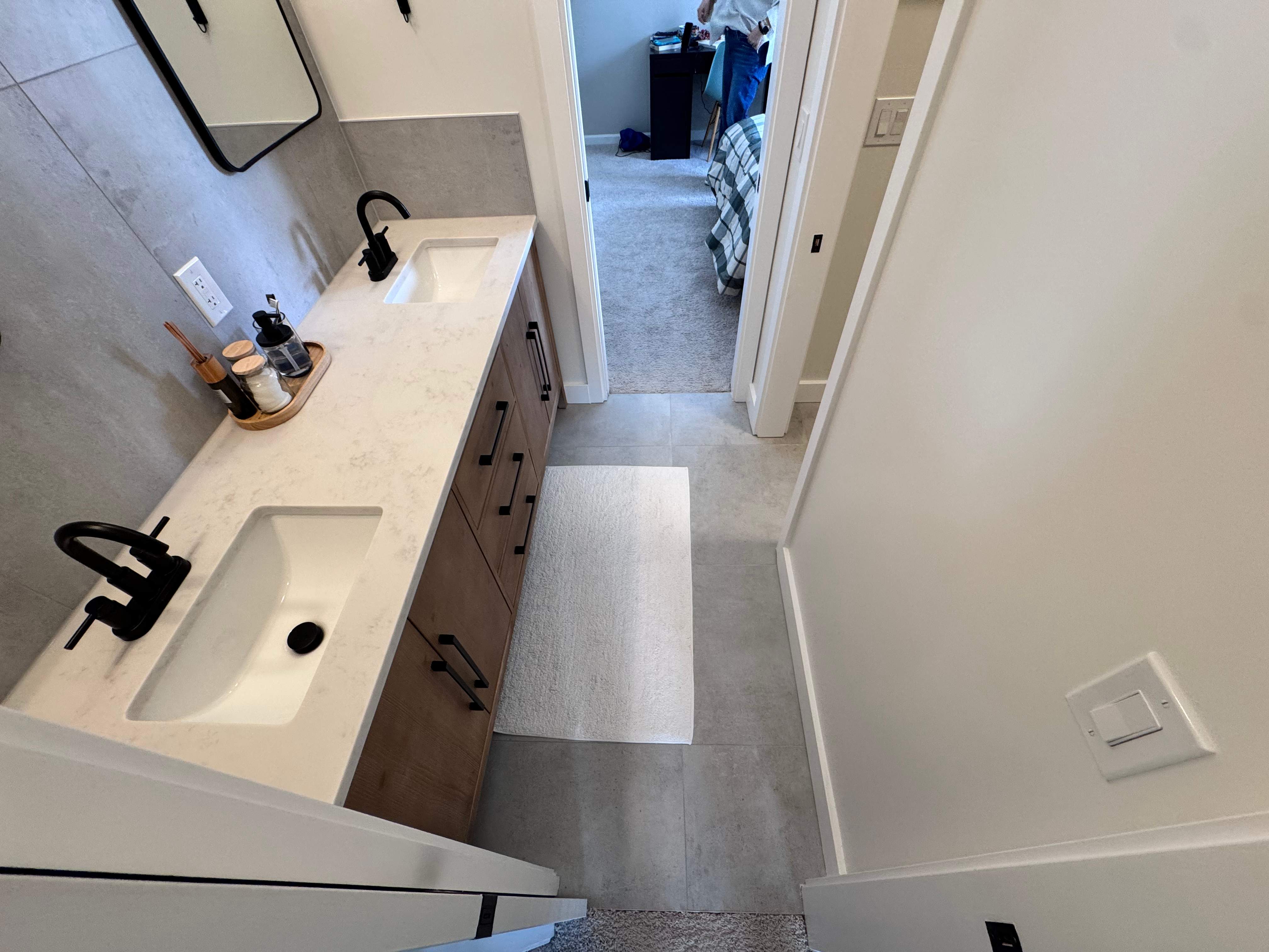 Jack and Jill bathroom renovation by Prudencio