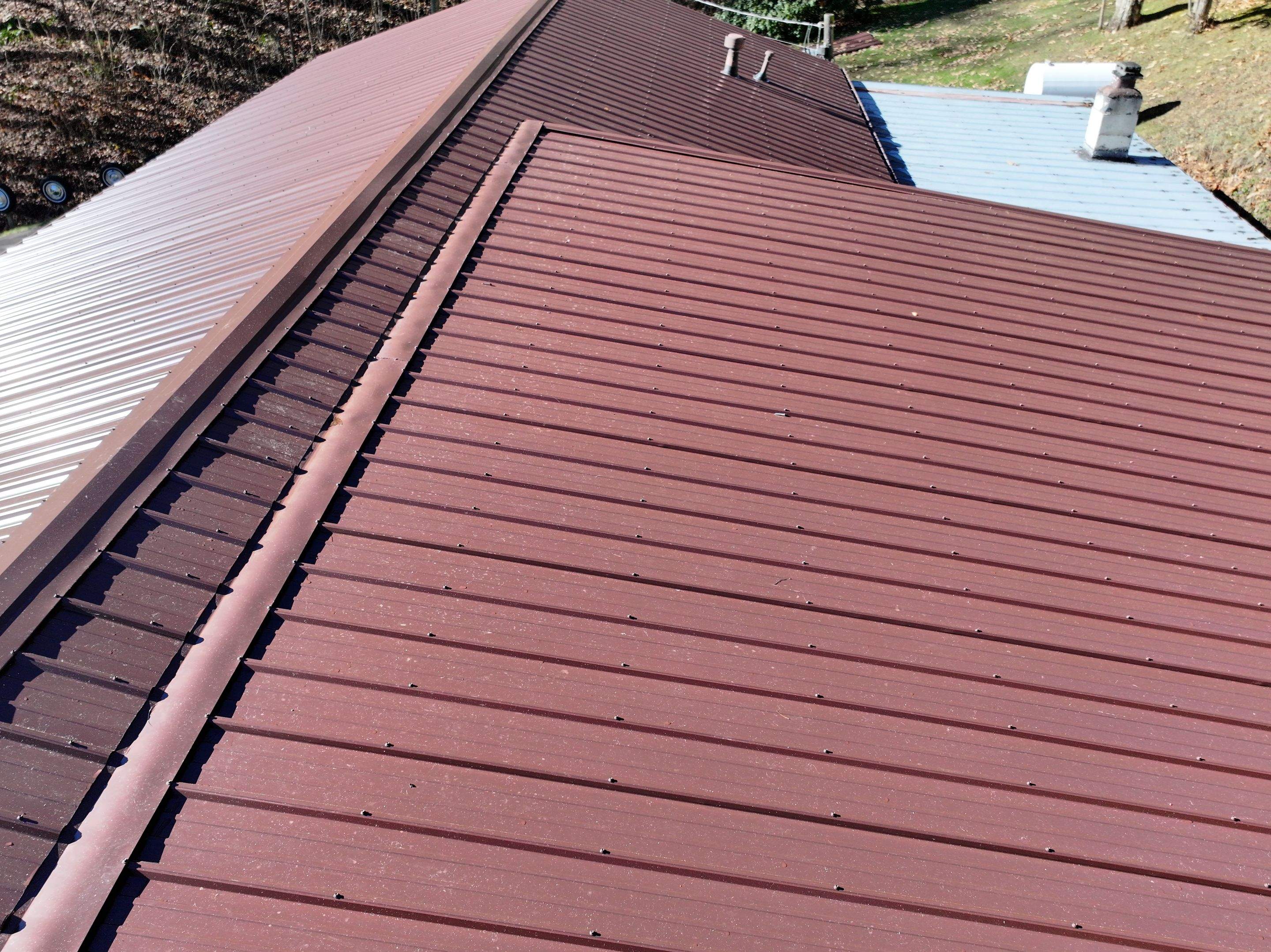 Mullis Residence by Omnia Roofing