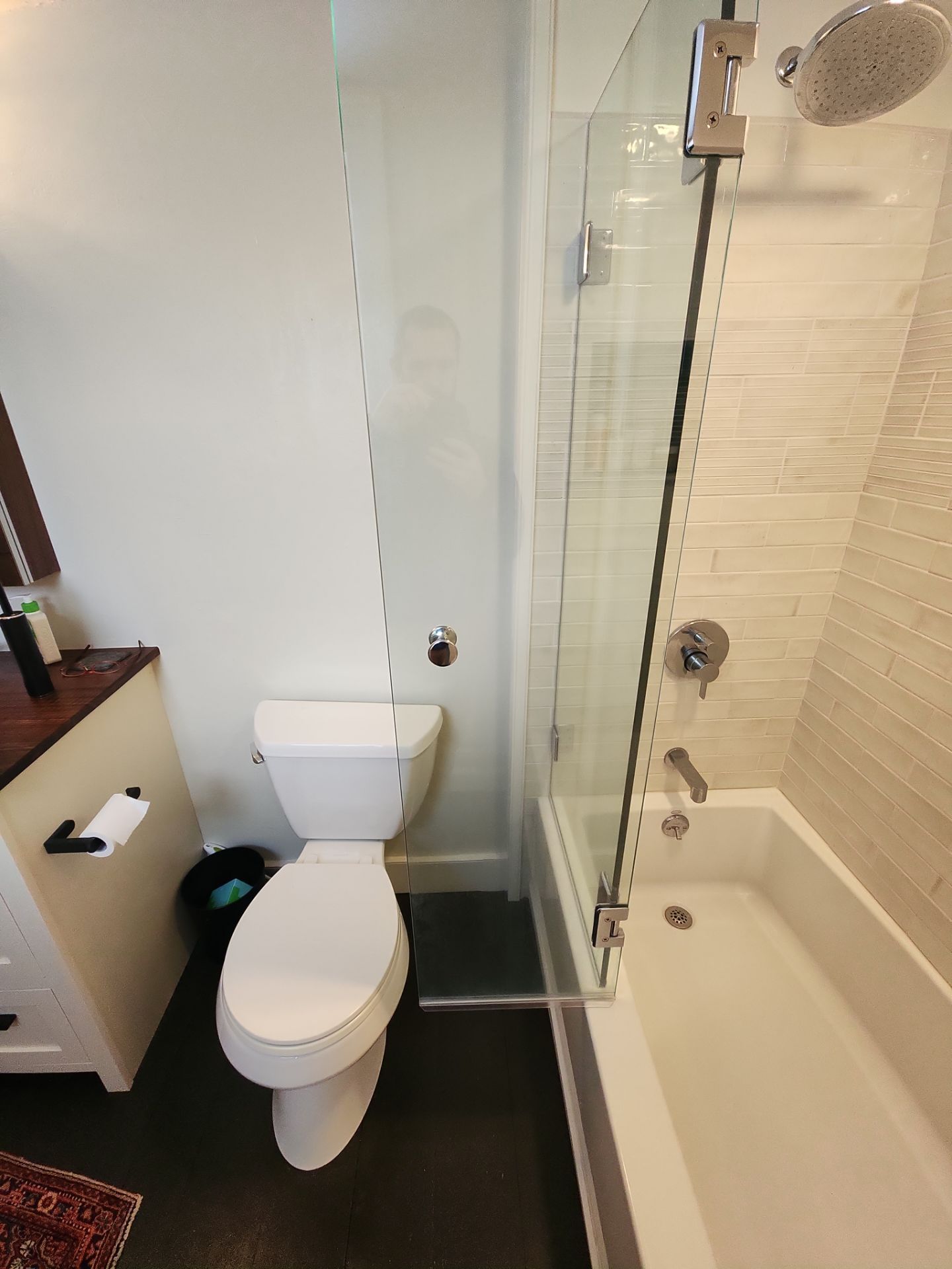 Hinged Spray Panel by Cheshire Glass Company