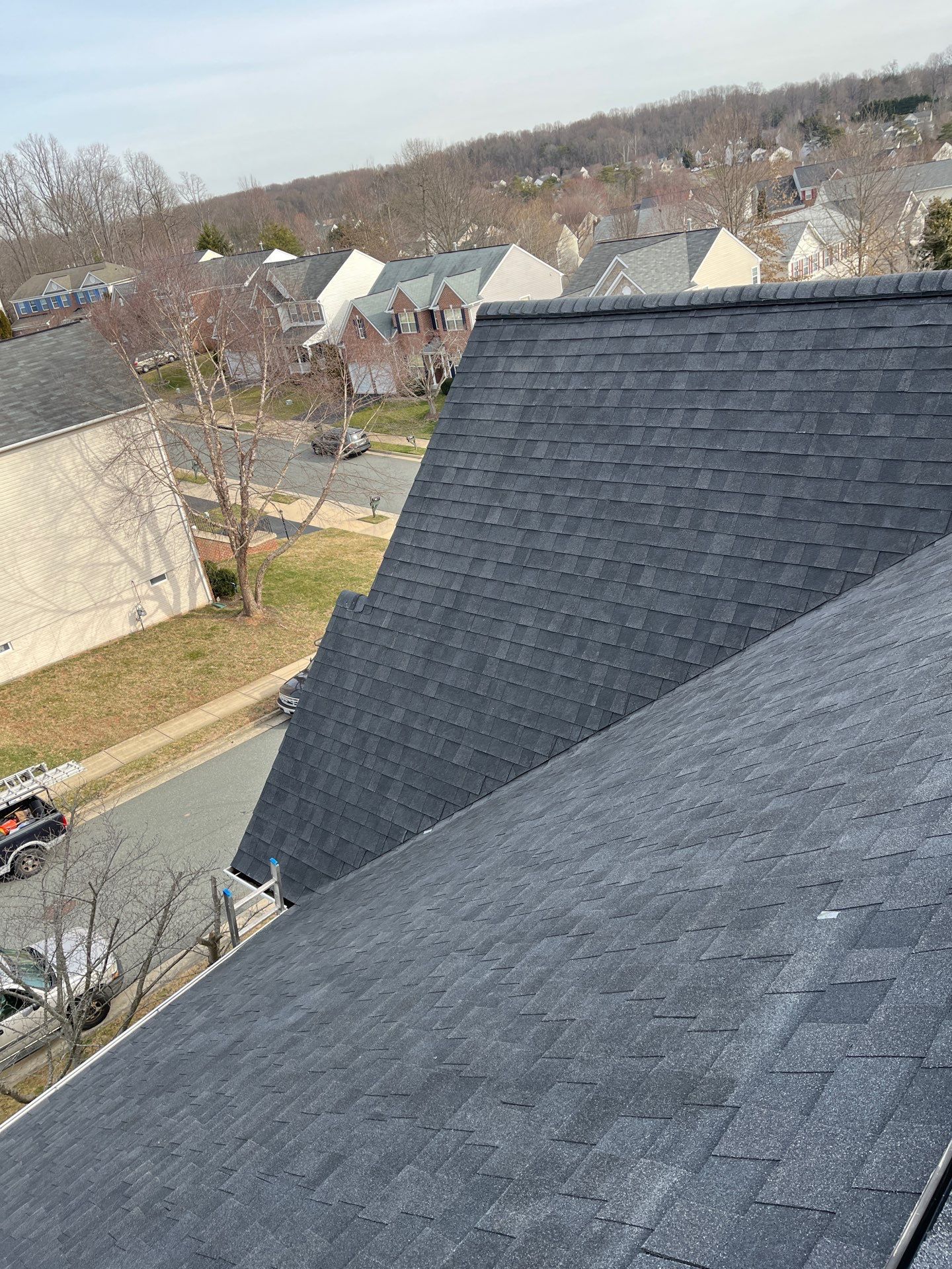 Woodbridge CertainTeed Landmark Roof in Charcoal Black by RM Banning, Inc.