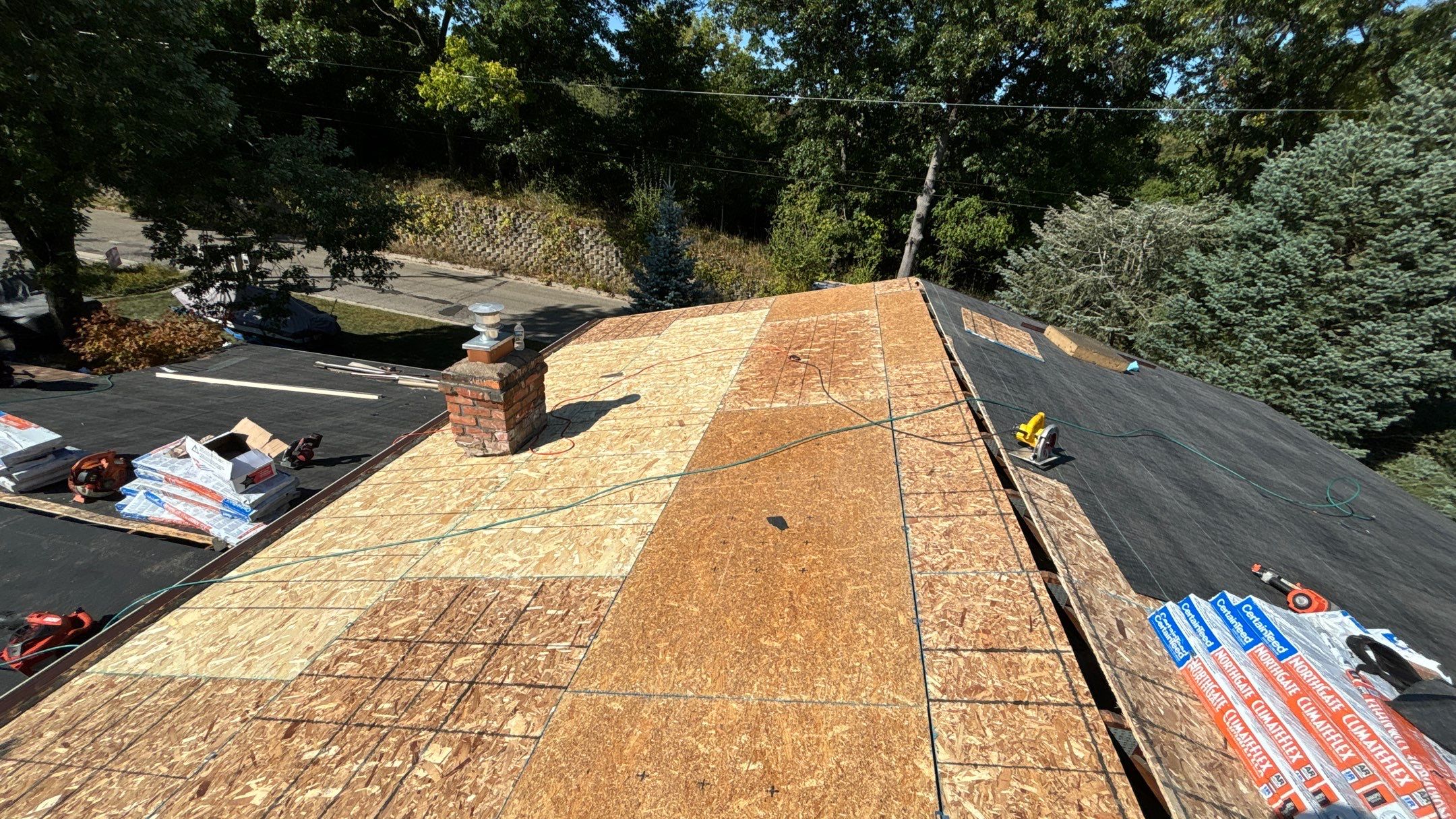 Roof Replacement using CertainTeed Landmark by 180 Contractors