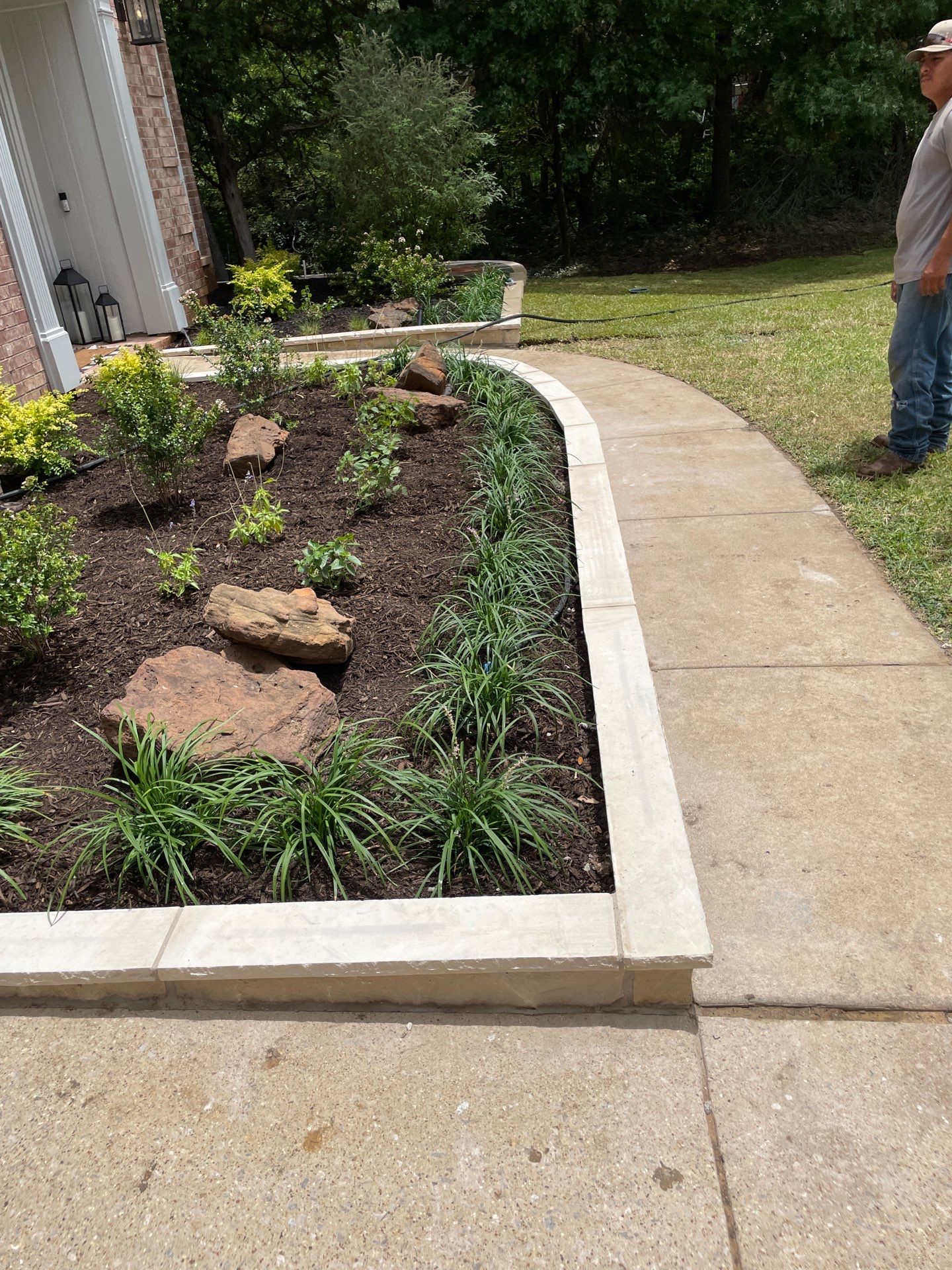 Paver Walkway, Chop Rock with Flagstone Cap by Peterson’s