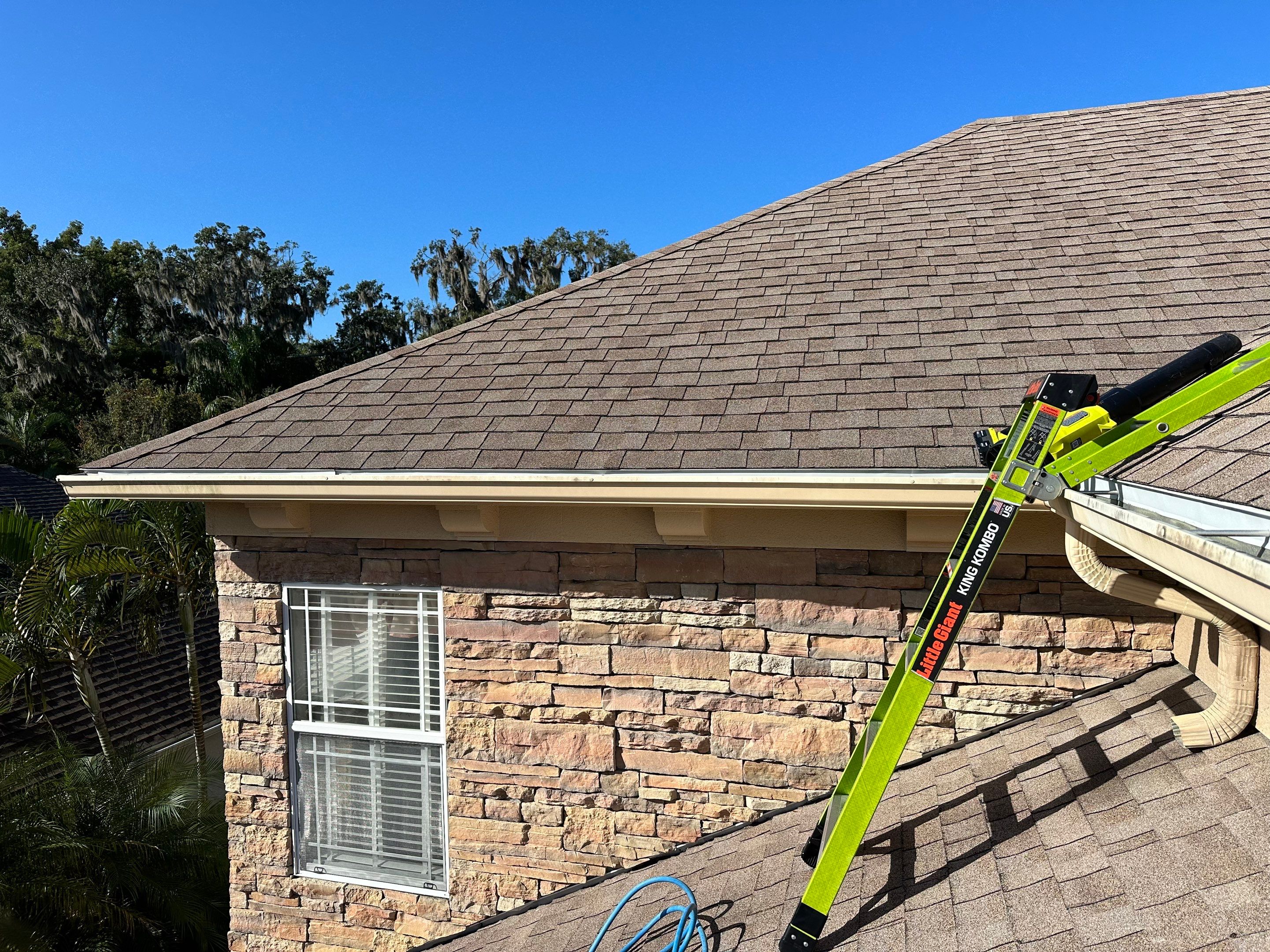 House Wash, Roof Cleaning & more Oakleaf Hammock, Ellenton, FL | Sunshine AquaWash by Sunshine AquaWash