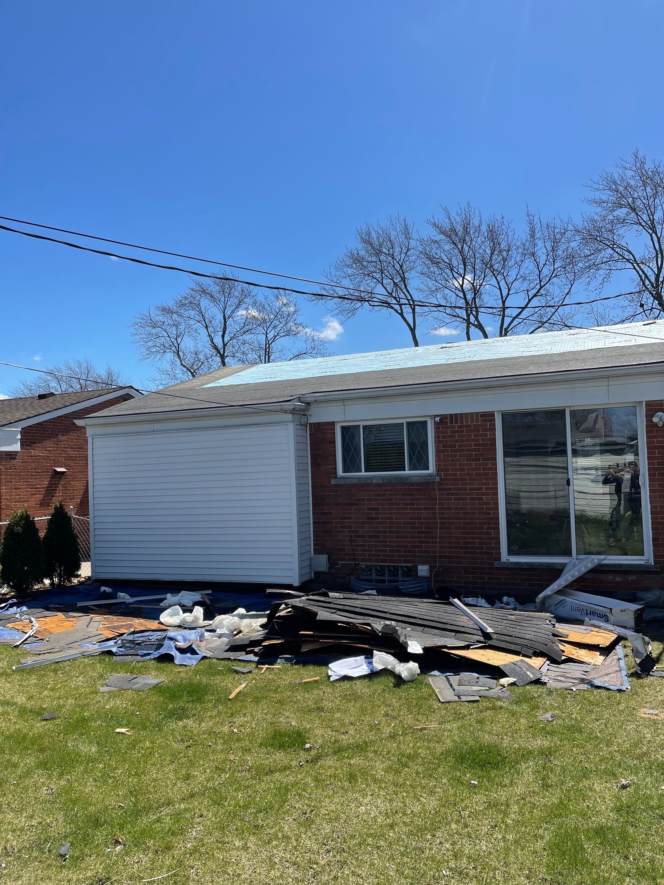 Window Installation using Replace windows  by Smart Roof