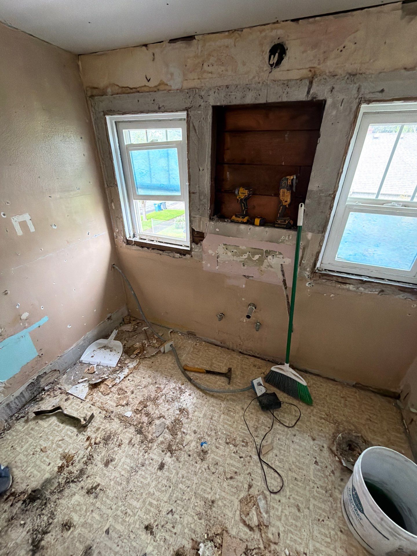 Bathroom Renovation by Handyman State LLC
