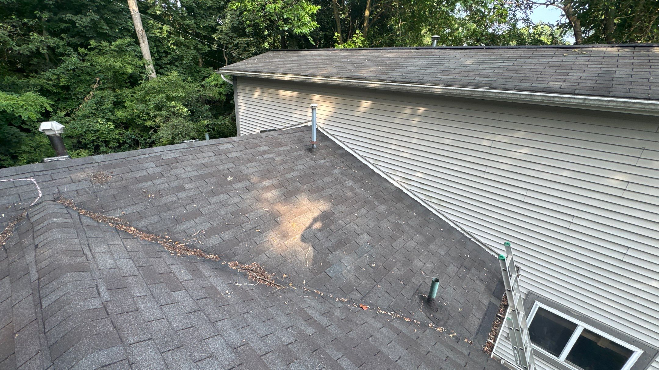 Roof Replacement using Owens Corning Brownwood by 180 Contractors