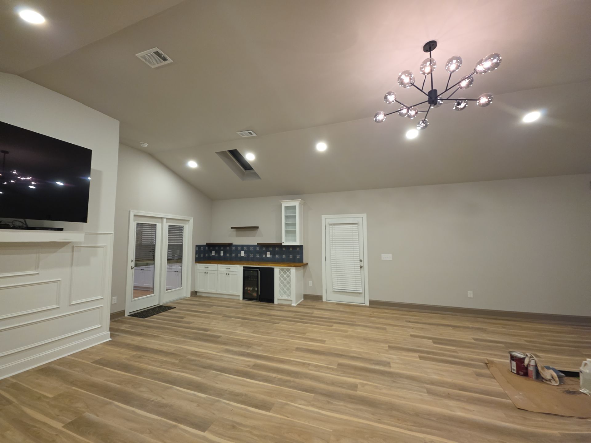 Four Season Addition by Ajayi Design and Construction 